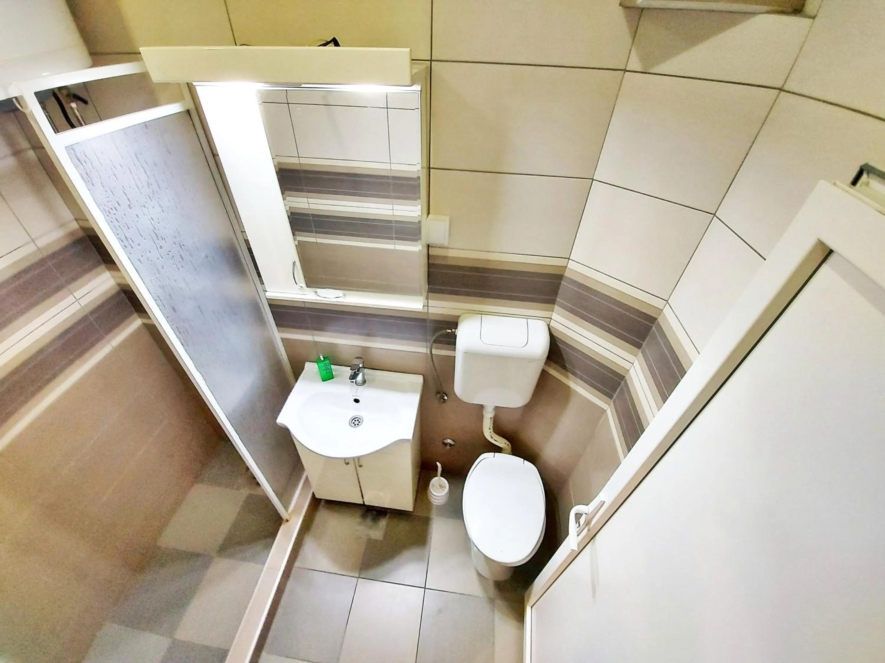 Toilet in MAGENTA Apartments