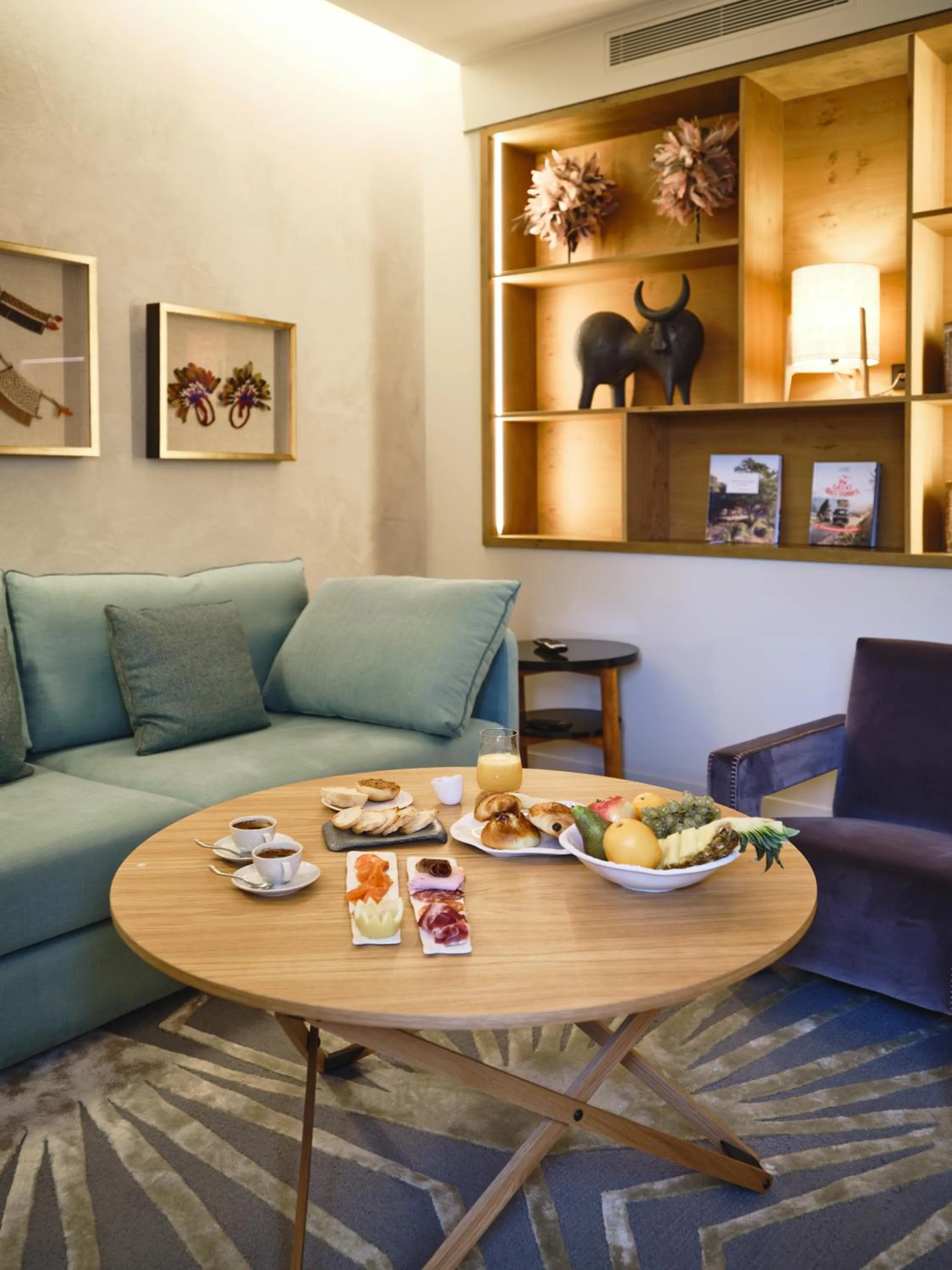 Breakfast in Palacio de Samaniego