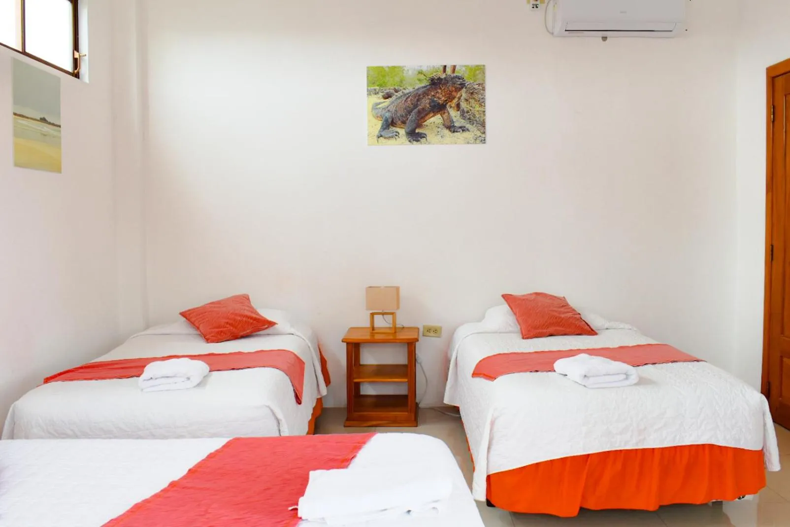 Bed in Gran Hostal Tintorera