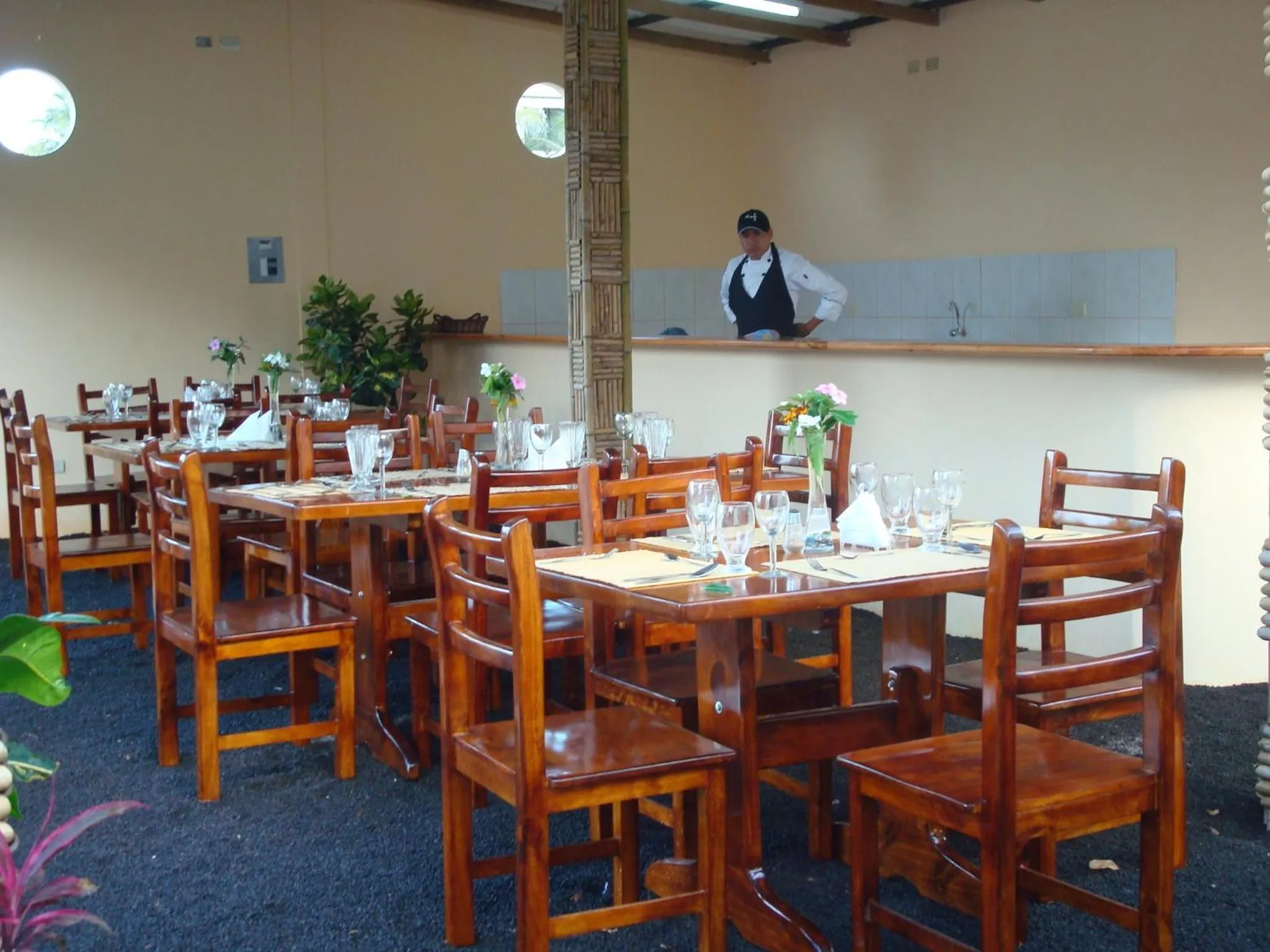 Restaurant/places to eat in Gran Hostal Tintorera