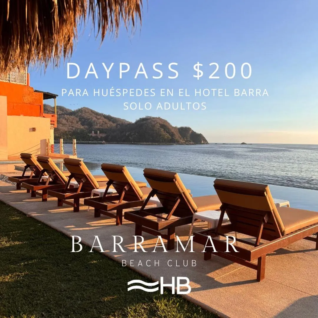 Hotel Barra de Navidad