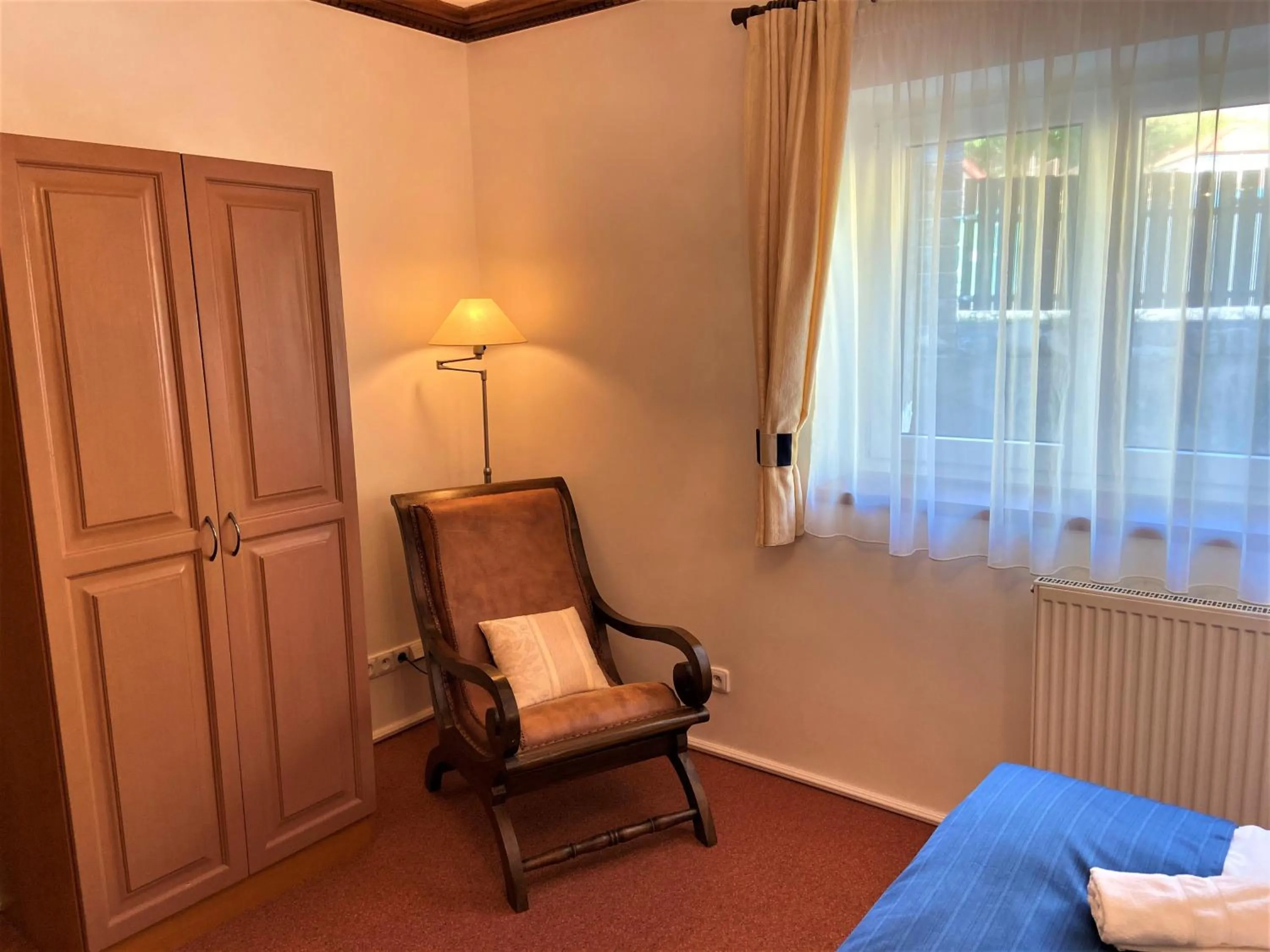 Seating area, Bed in Jáchymoff