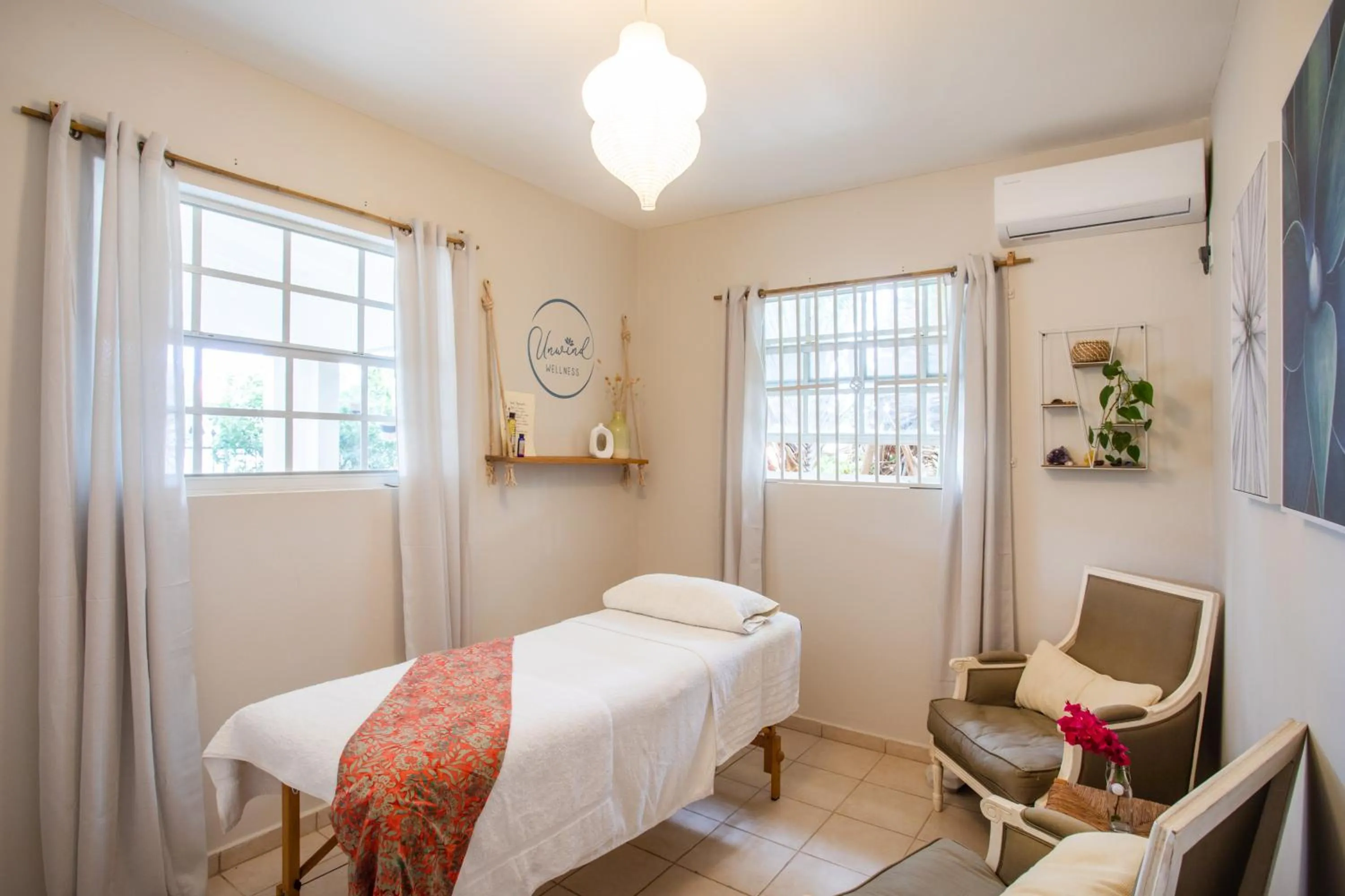 Lobby or reception, Bed in TUK Tropical Boutique Resort Jan Thiel