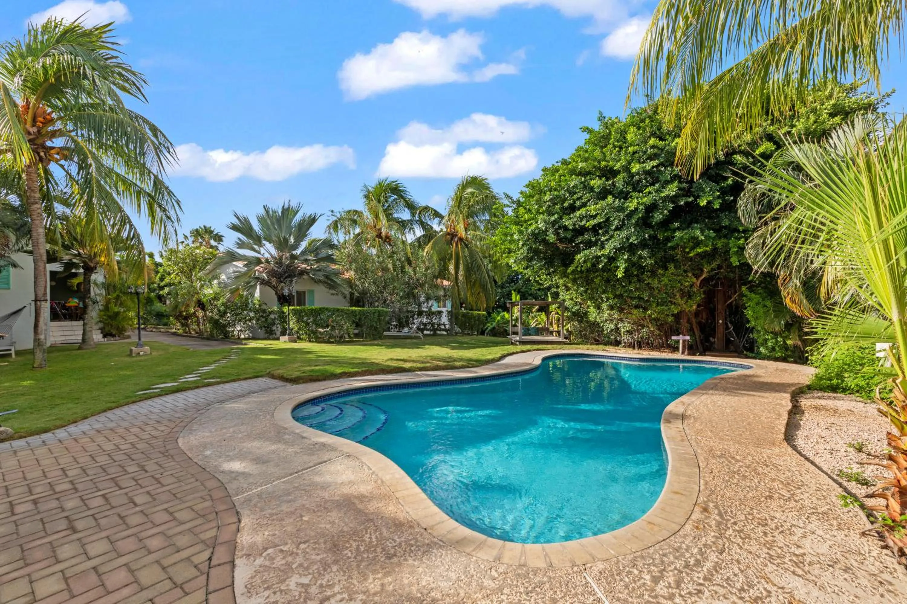 Swimming pool in TUK Tropical Boutique Resort Jan Thiel