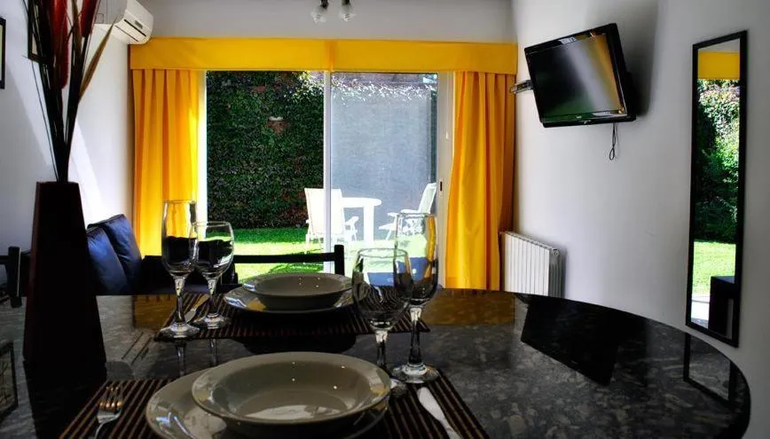 Day, Dining Area in Pilar Apart Hotel