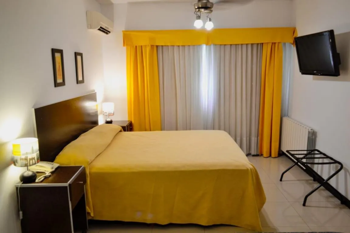 TV/Entertainment Center in Pilar Apart Hotel