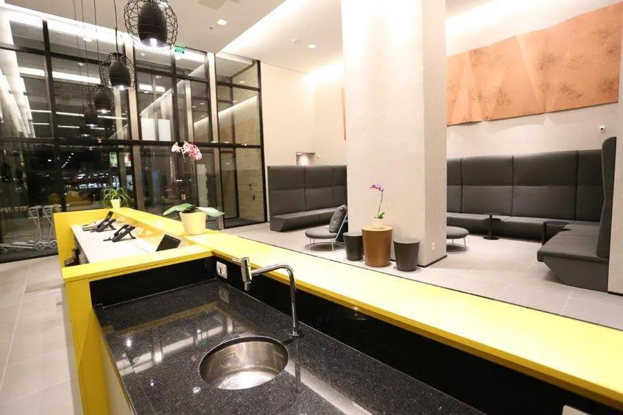 Lobby or reception in Astron Suítes Mondial Salvador by Nobile