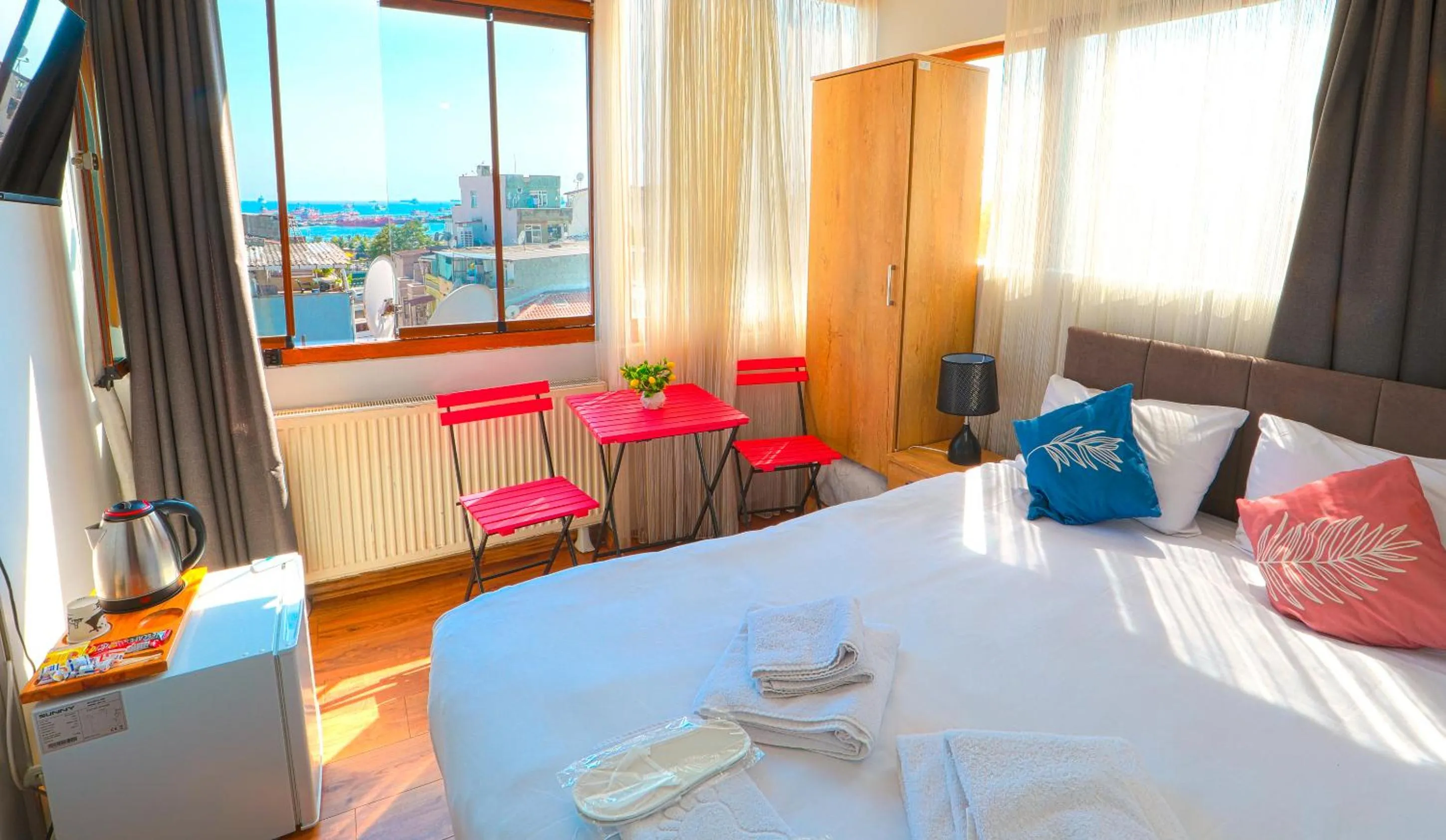 Bed in Kondoskali Hotel