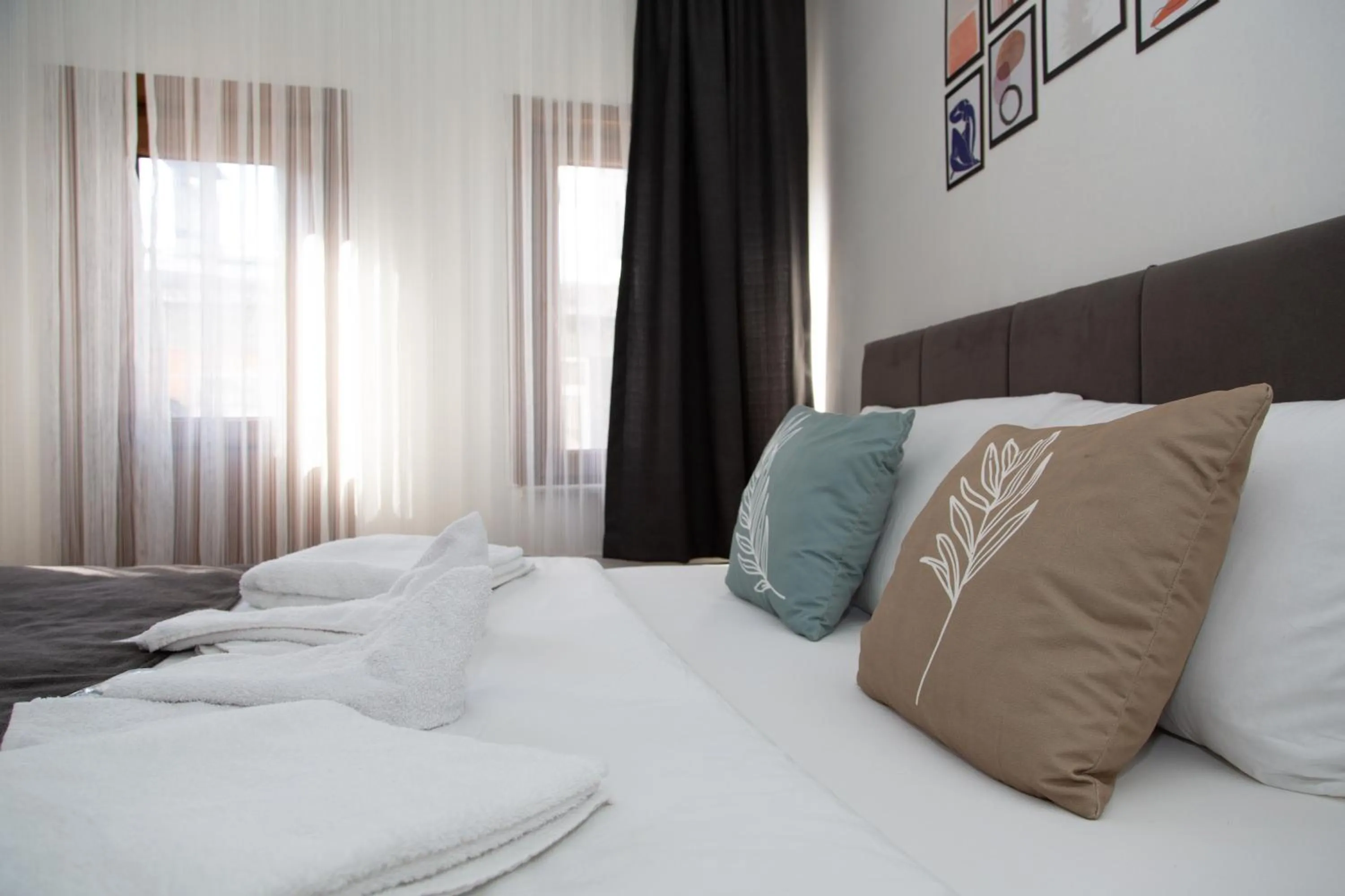 Photo of the whole room in Kondoskali Hotel