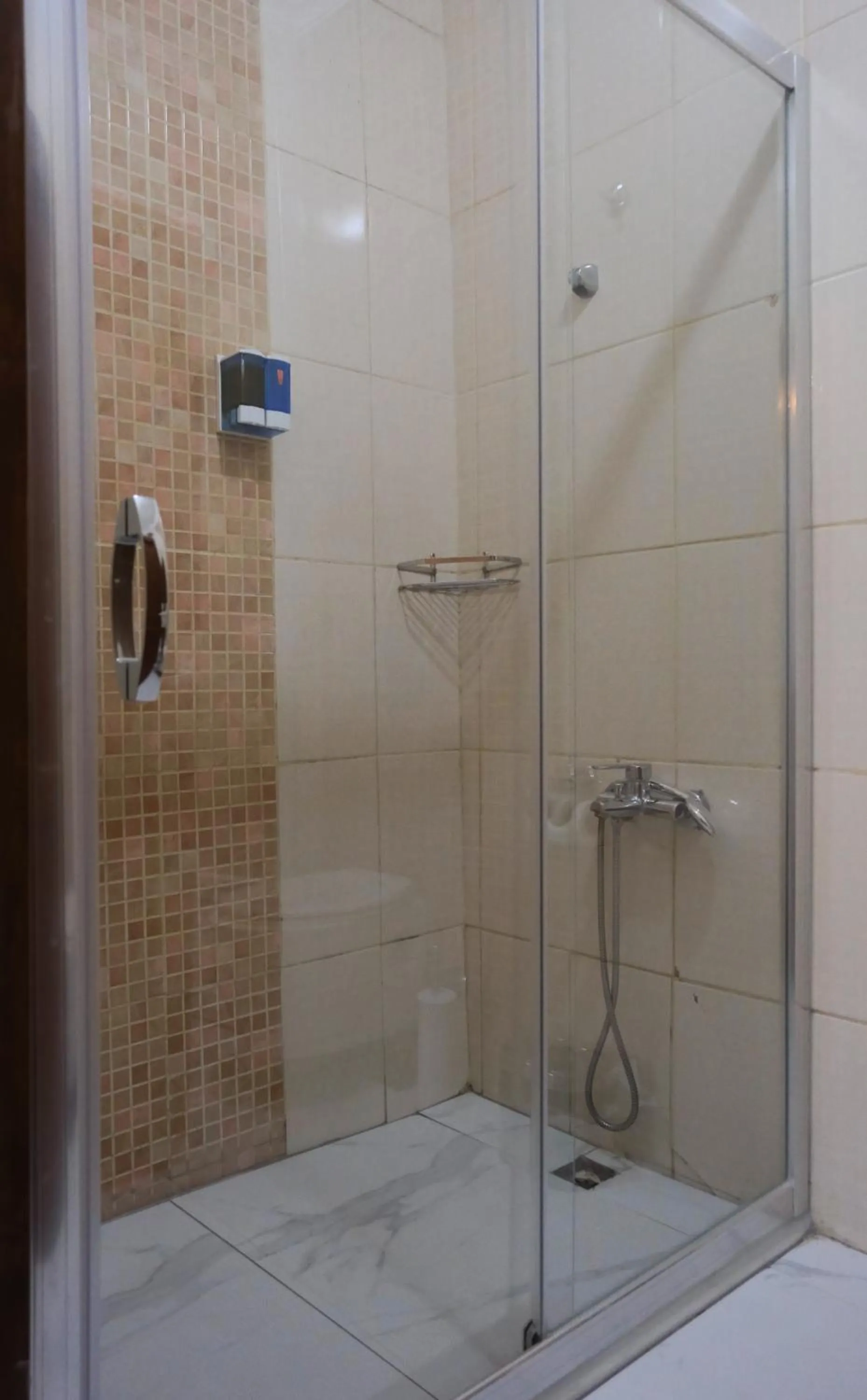 Bathroom in Kondoskali Hotel