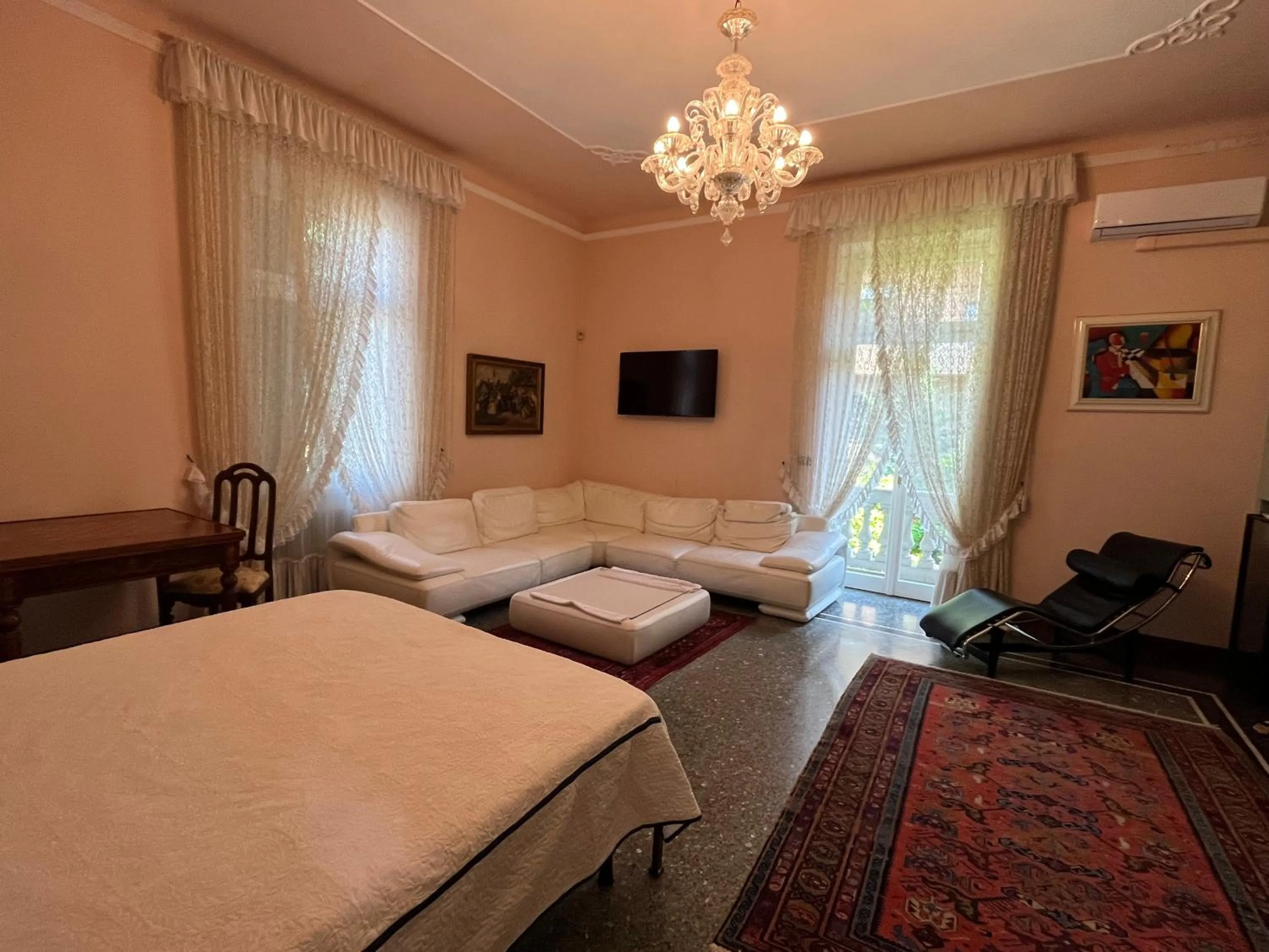 Bedroom, Bed in Villa Mirosa