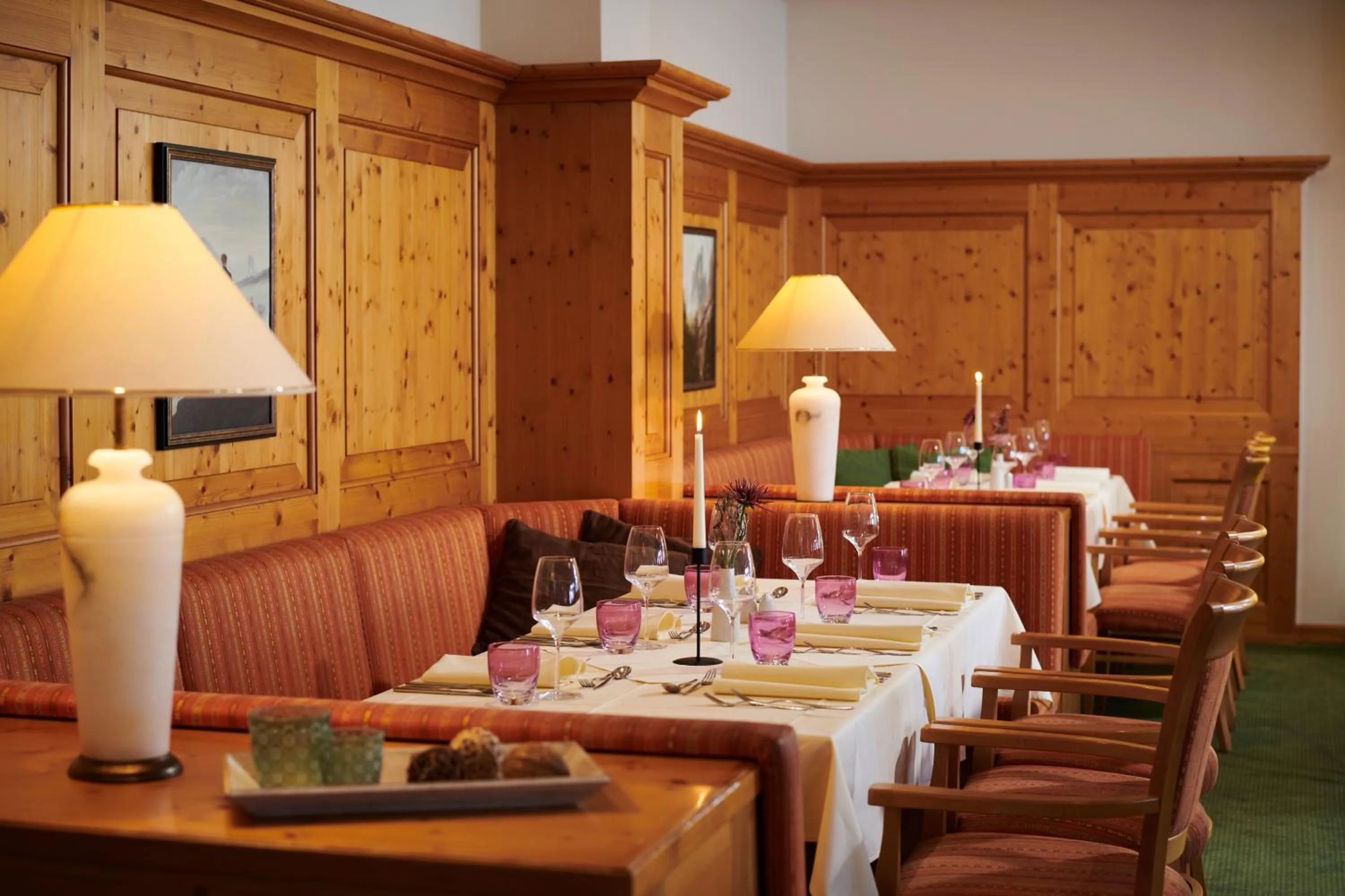 Restaurant/places to eat in Parkhotel Neustadt