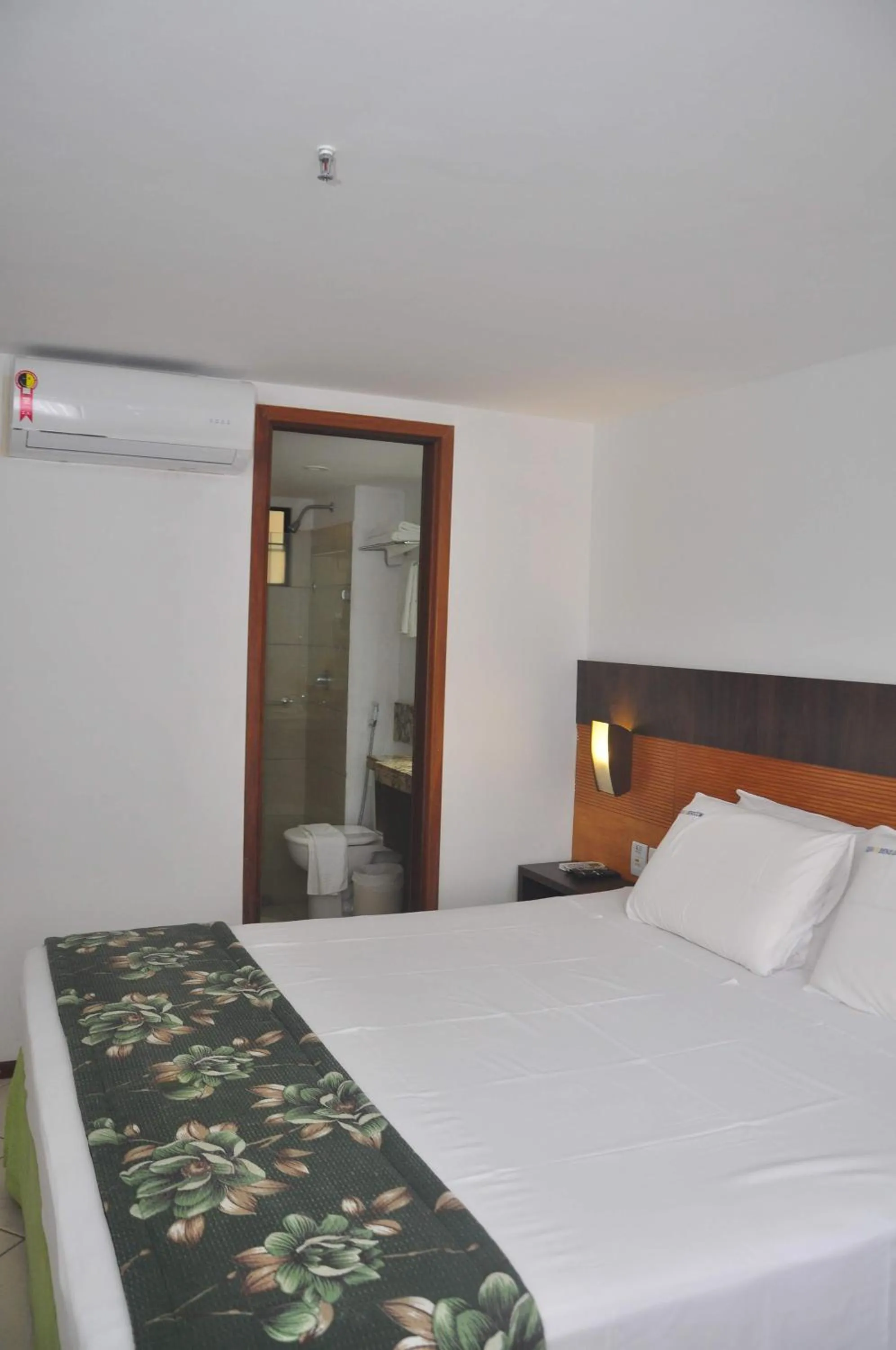 View (from property/room), Bed in Natal Plaza requinte, conforto e vista para o mar