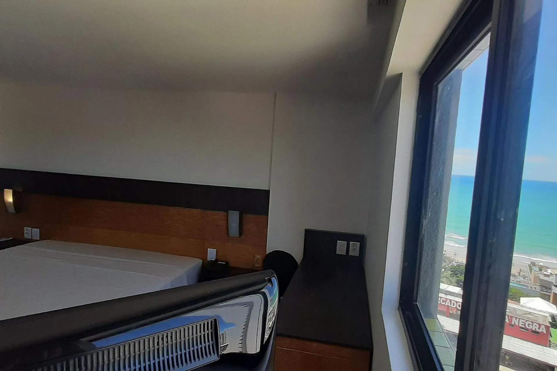 View (from property/room), Bed in Natal Plaza requinte, conforto e vista para o mar