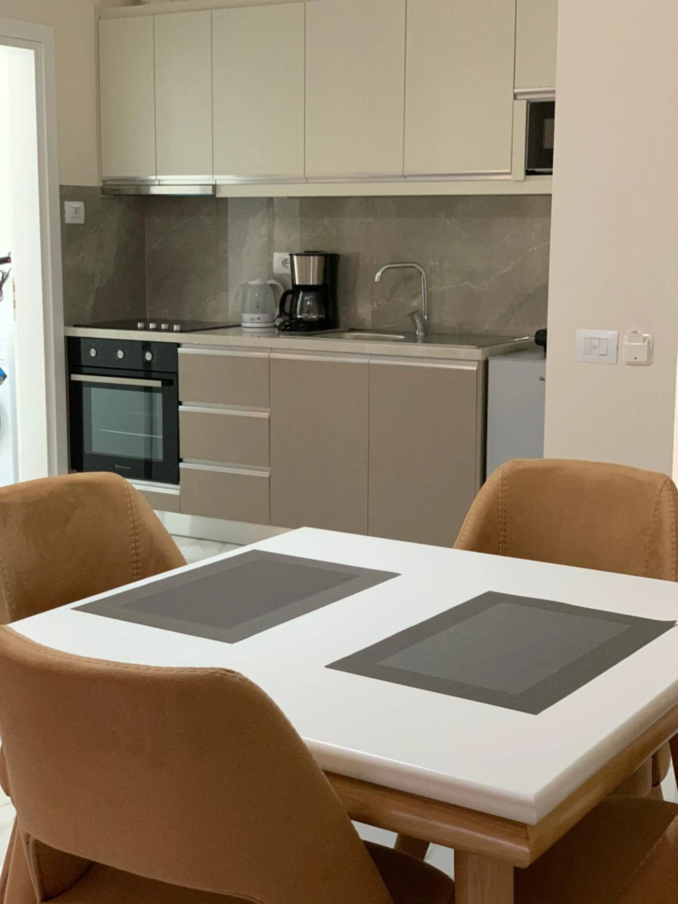 Kitchen or kitchenette in DREAM APARTMENTS Saranda