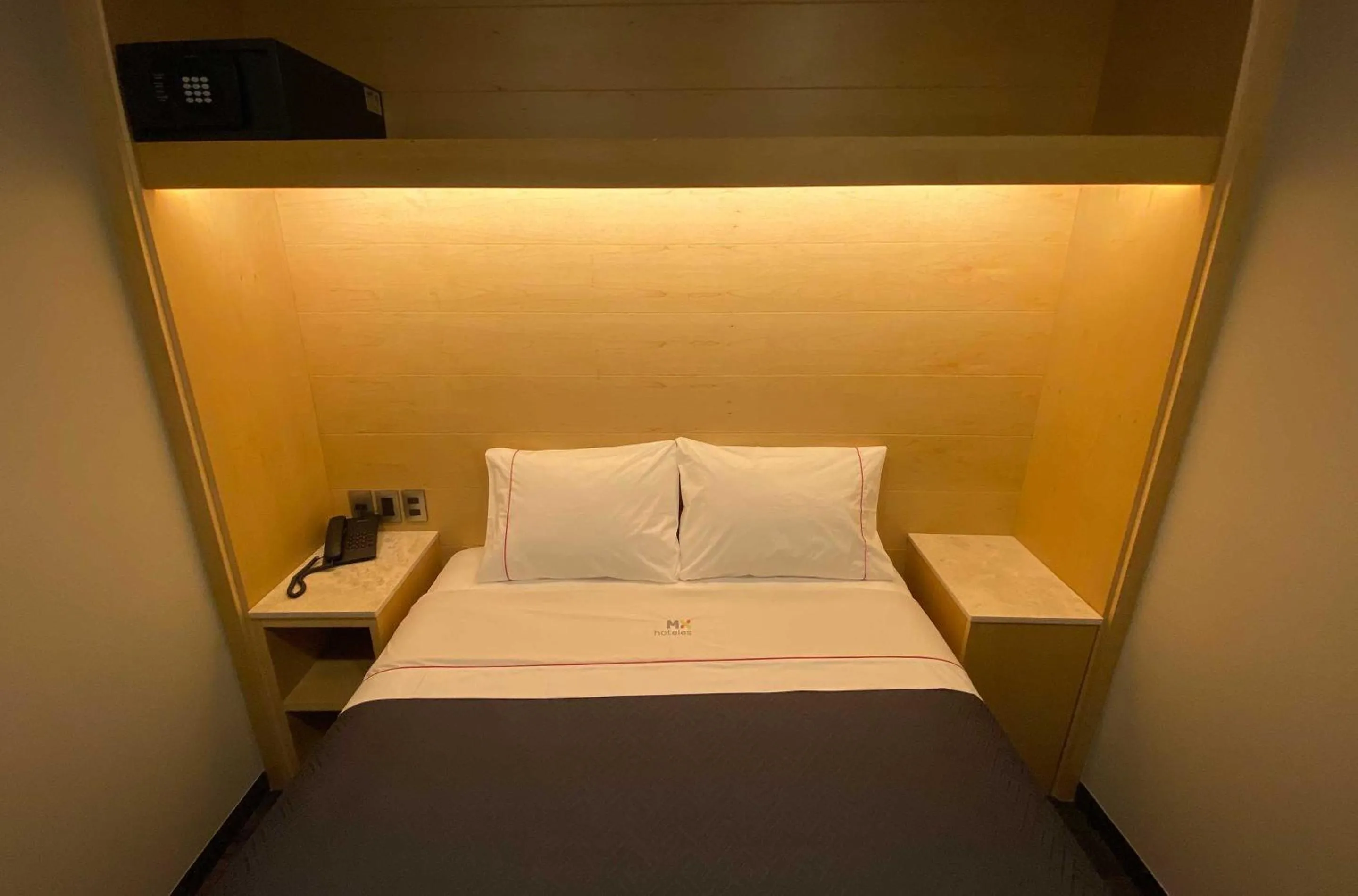 Photo of the whole room, Bed in Hotel MX zócalo CDMX, Trademark Collection by Wyndham
