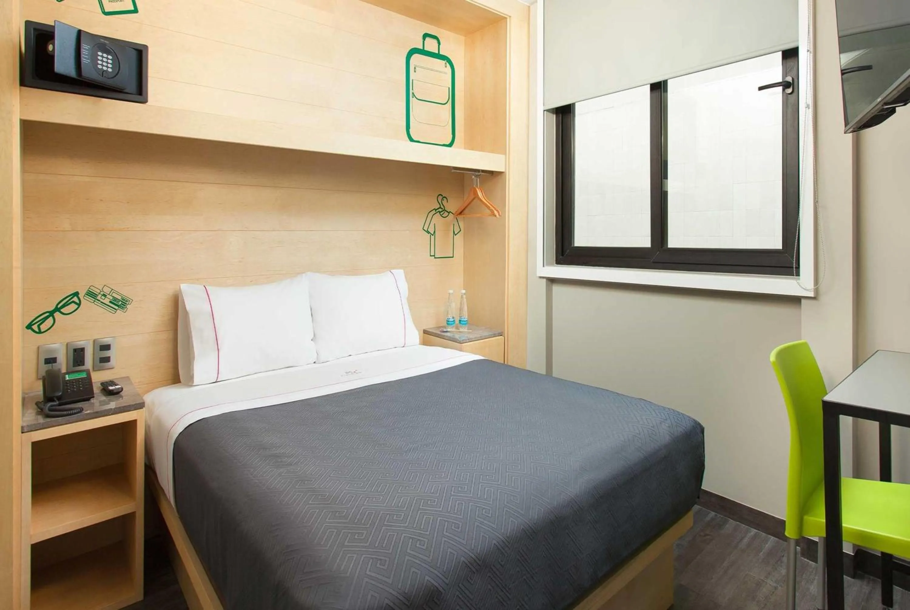 Photo of the whole room, Bed in Hotel MX zócalo CDMX, Trademark Collection by Wyndham