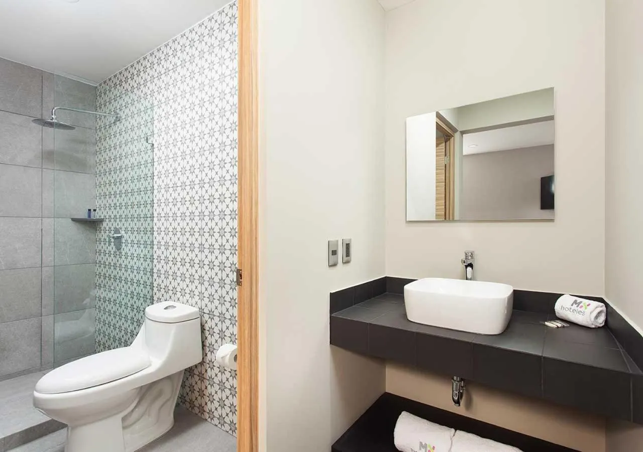 Bathroom in Hotel MX zócalo CDMX, Trademark Collection by Wyndham