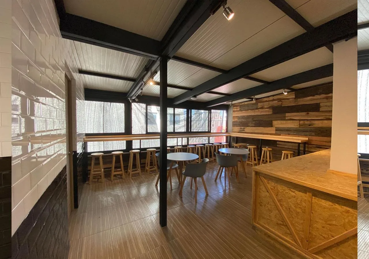 Lounge or bar in Hotel MX zócalo CDMX, Trademark Collection by Wyndham