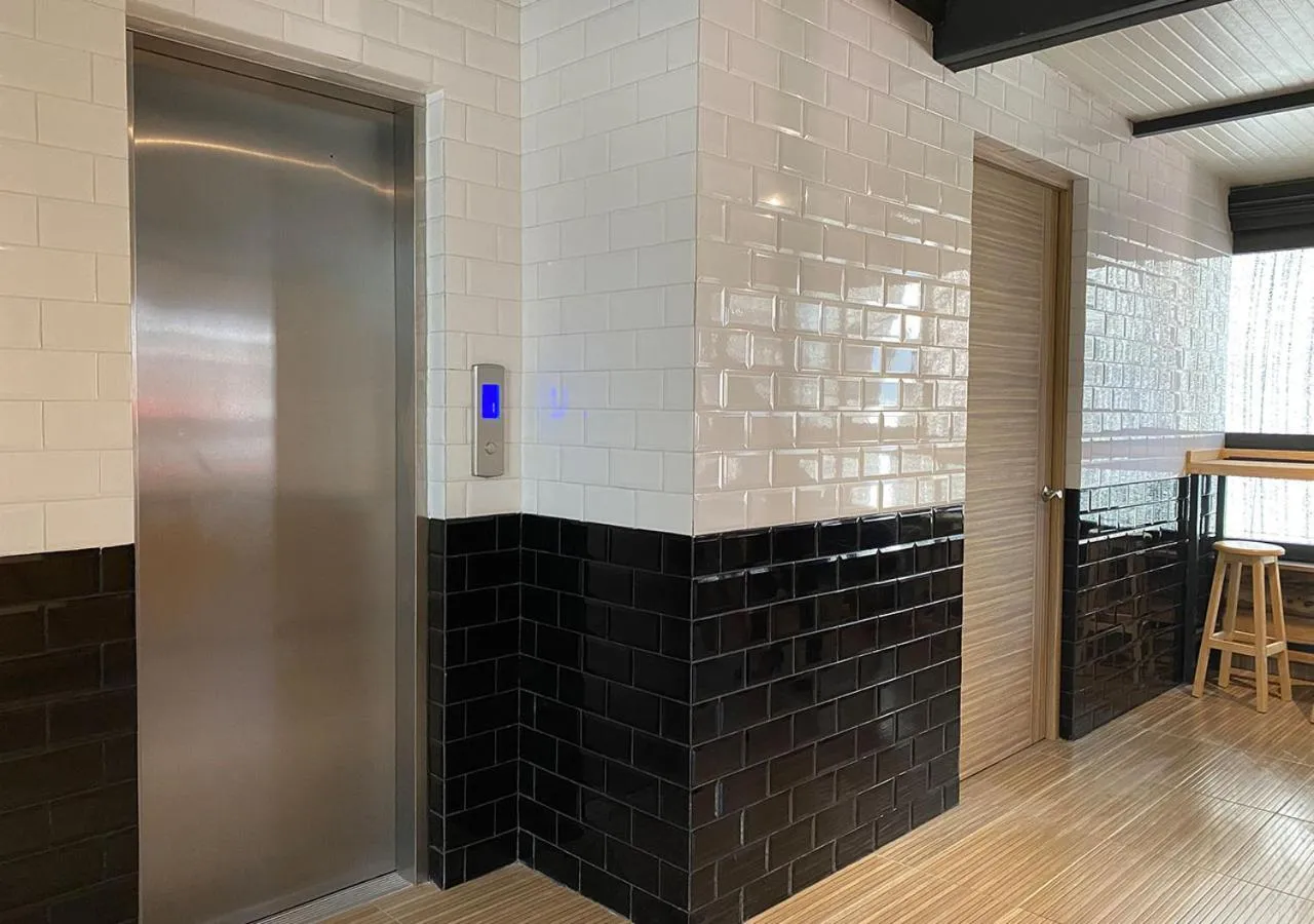 Lounge or bar in Hotel MX zócalo CDMX, Trademark Collection by Wyndham