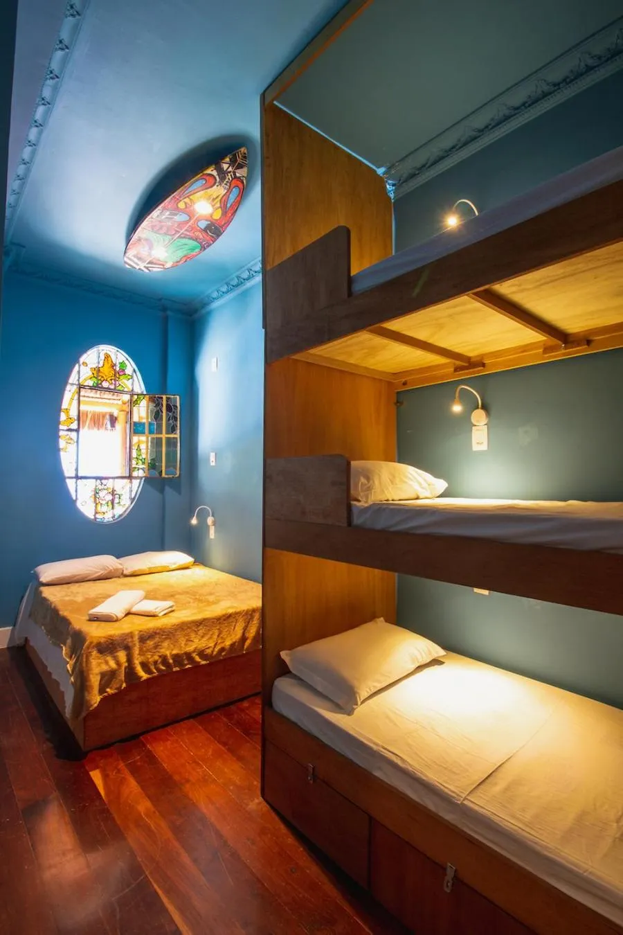 Bed in Longboard Paradise Surf Club