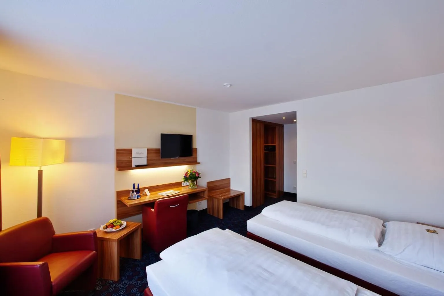 Photo of the whole room, Bed in Hotel am Dom