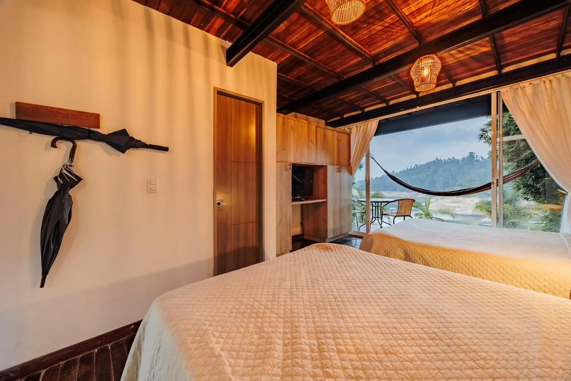 Superior Chalet - single occupancy in Pietrasanta hotel campestre frente a la represa del Peñol y Guatape Superior Chalet - single occupancy in Pietrasanta hotel campestre frente a la represa del Peñol y Guatape