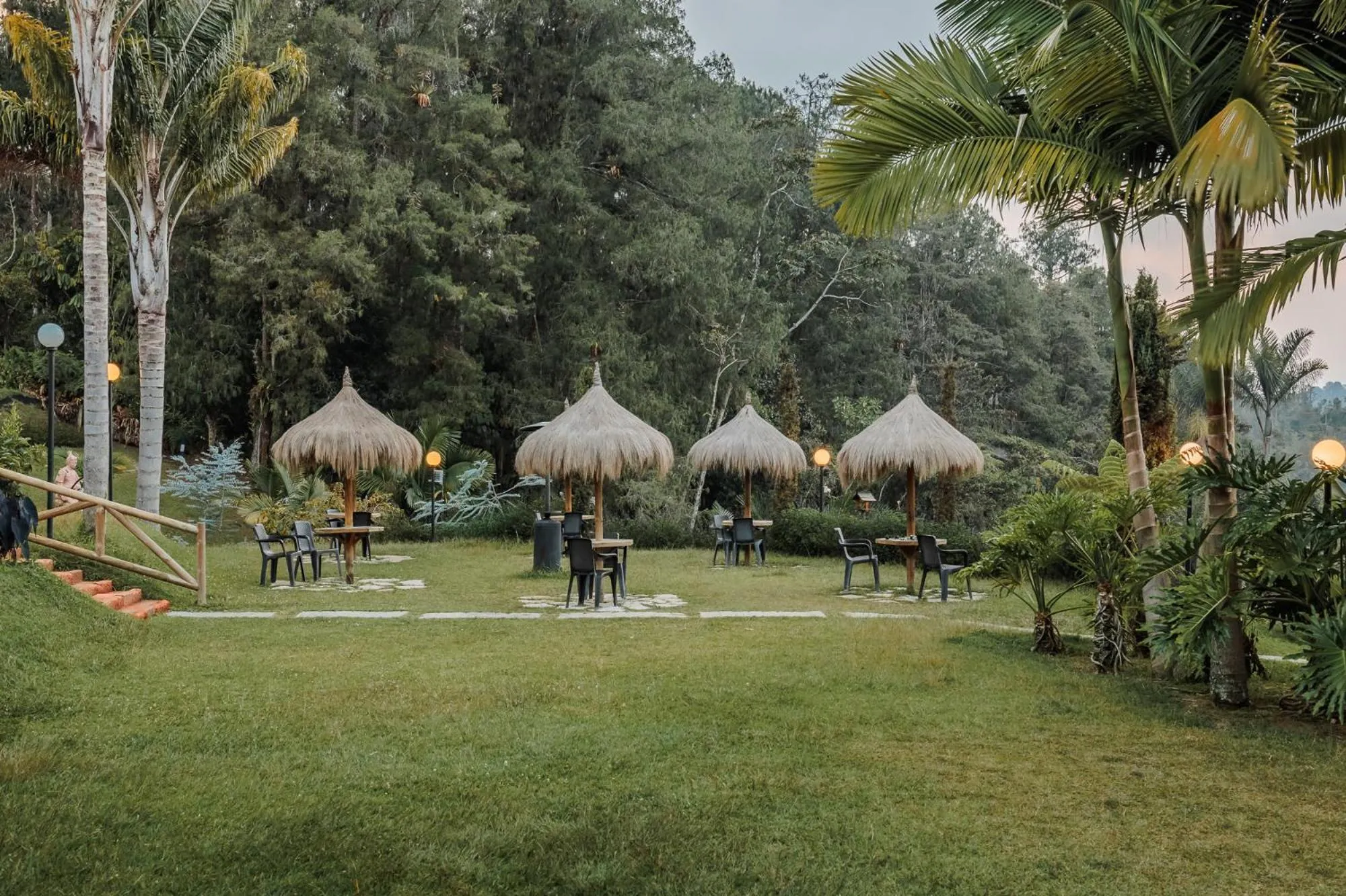 Pietrasanta hotel campestre frente a la represa del Peñol y Guatape