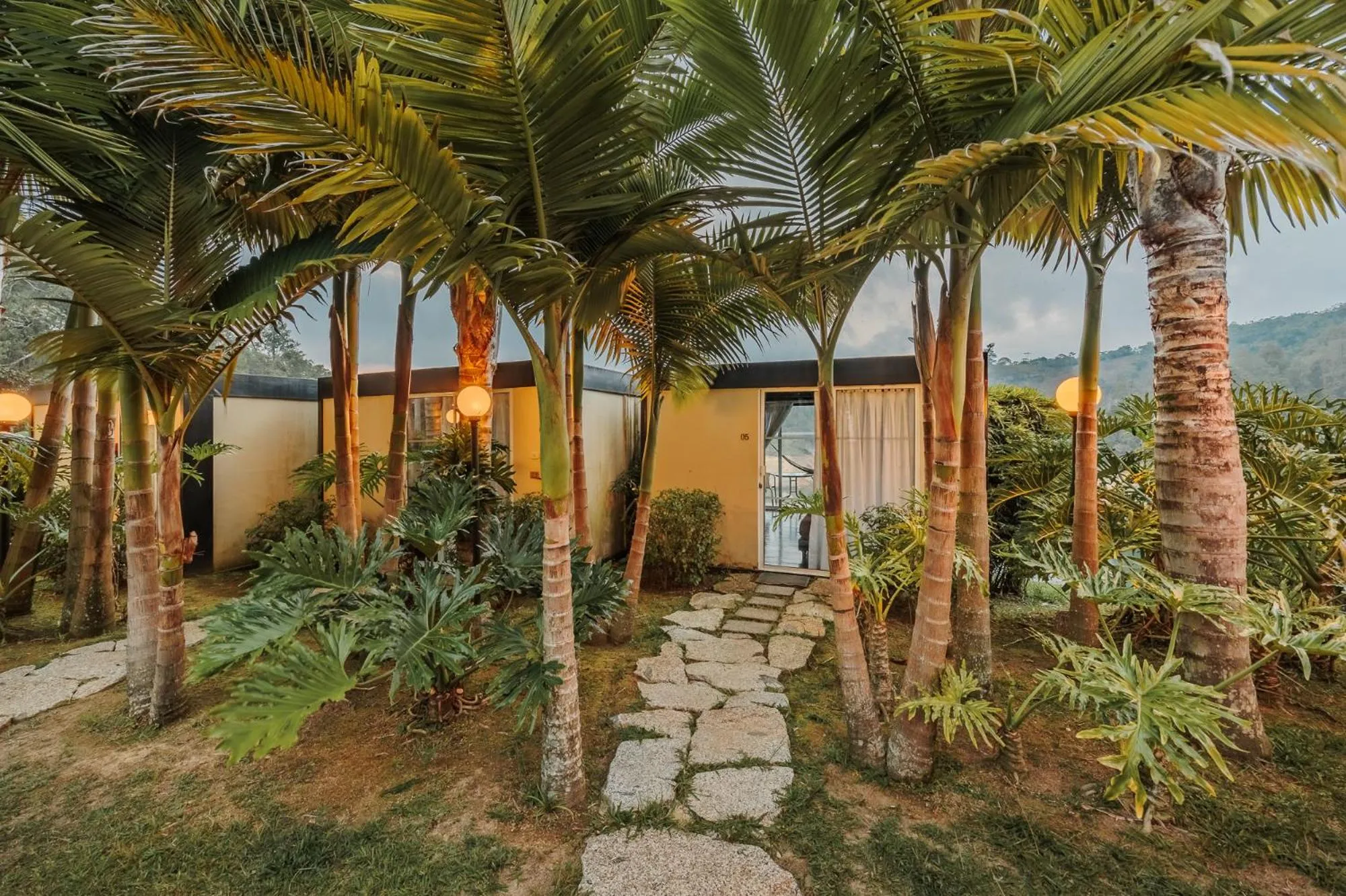 Pietrasanta hotel campestre frente a la represa del Peñol y Guatape