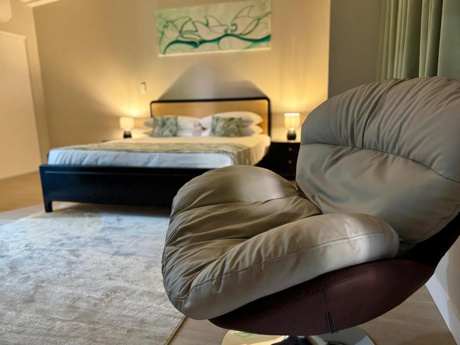 Bed in King Solomon Hotel