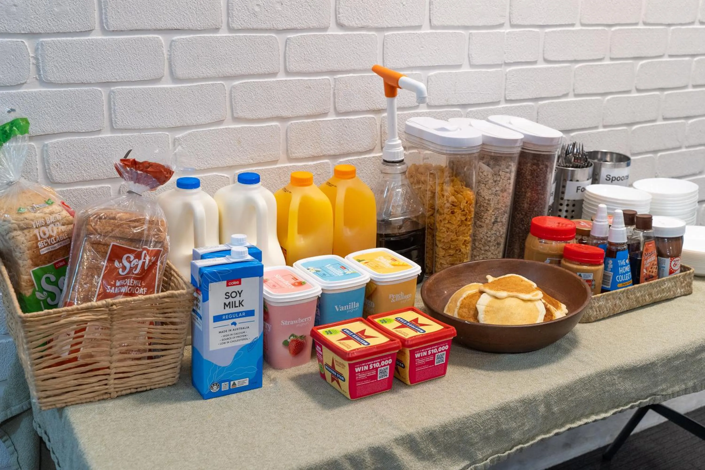 Breakfast in Tequila Sunrise Potts Point