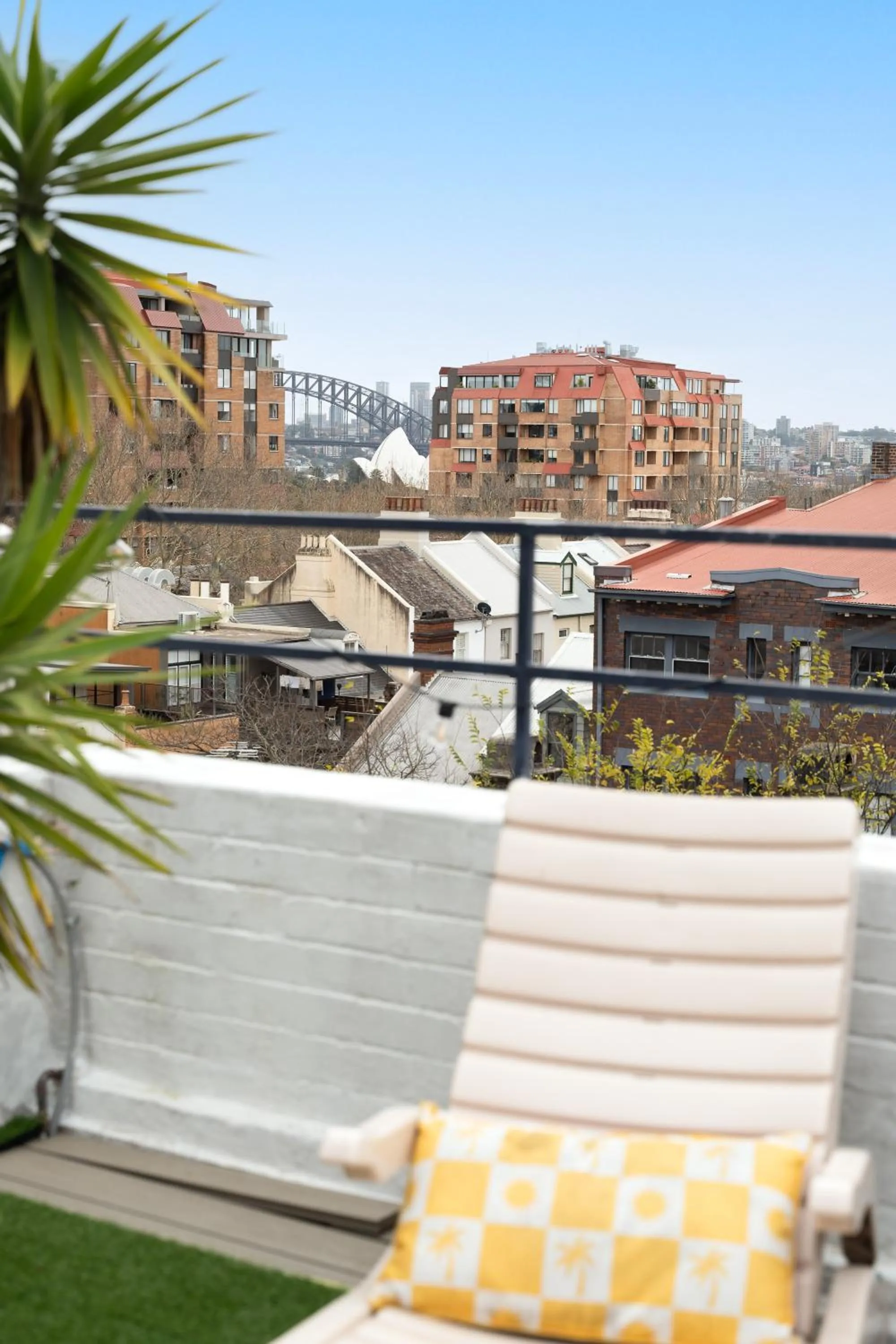Balcony/Terrace in Tequila Sunrise Potts Point