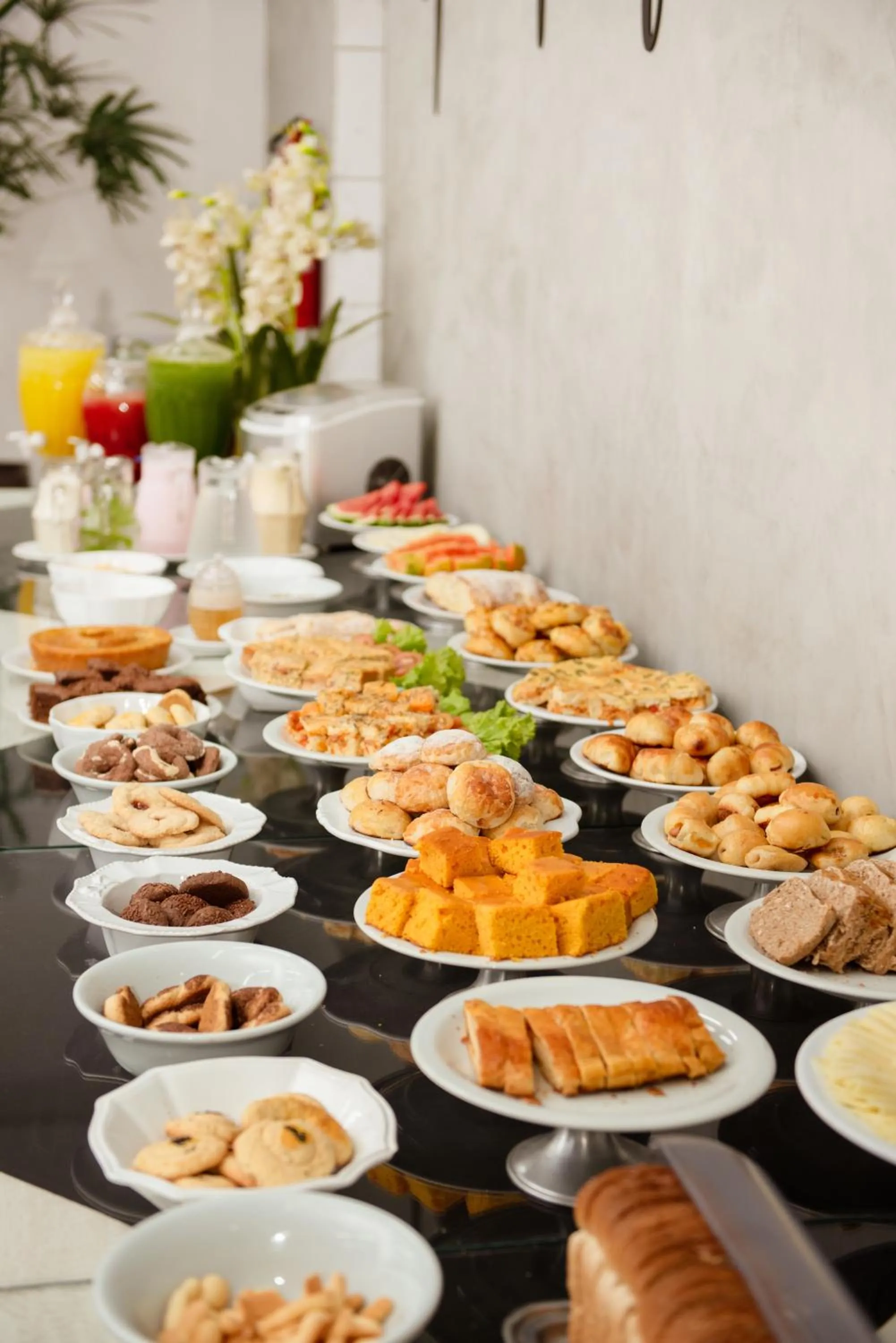 Breakfast in River Palace Hotel