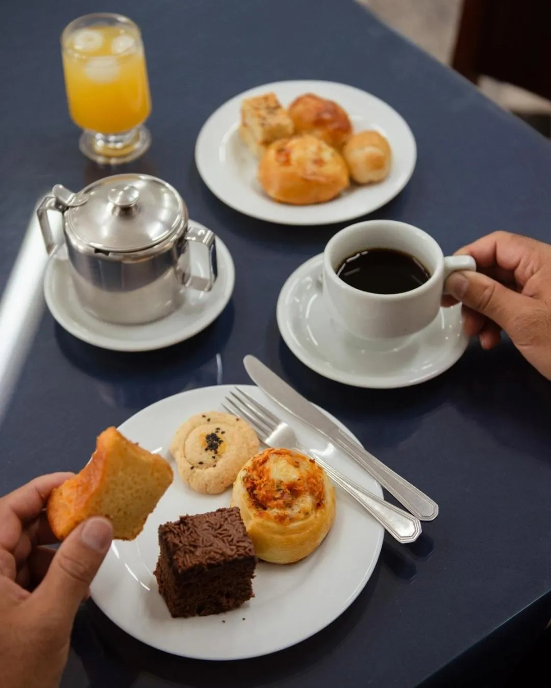 Breakfast in River Palace Hotel