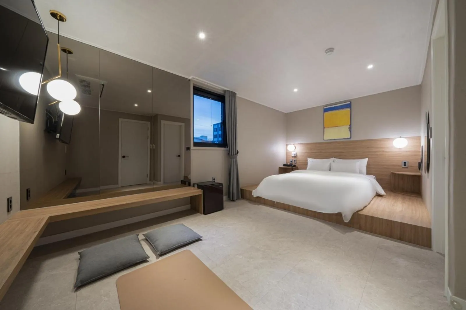 Bed in Goyo37 Hotel Osan by Aank