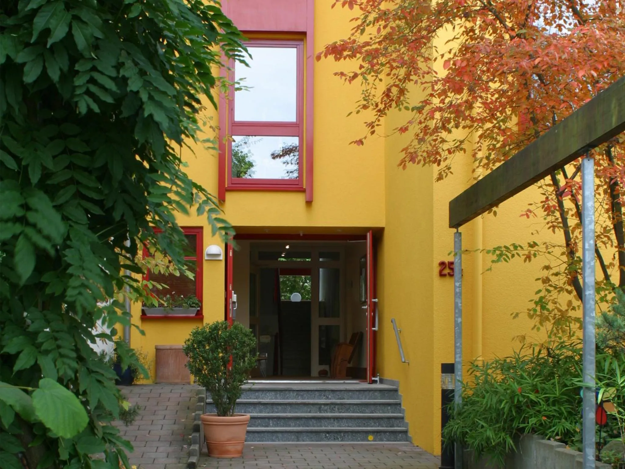Facade/entrance in Avenon Privat-Hotel Am Steinberg