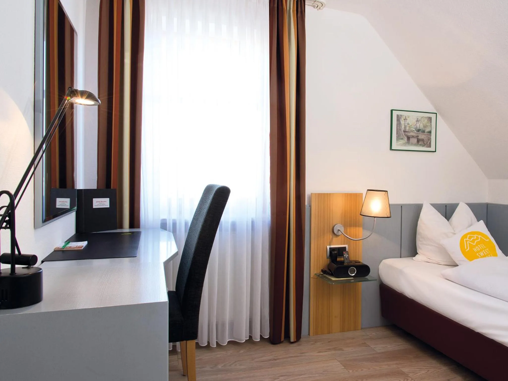 Bed in Avenon Privat-Hotel Am Steinberg
