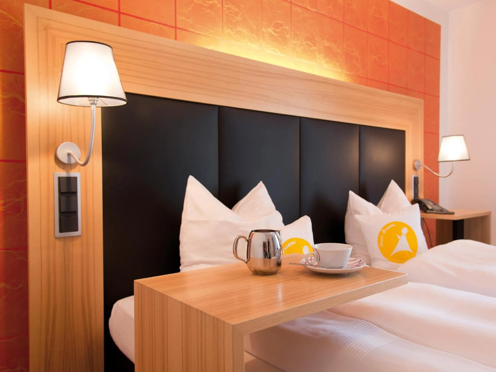 Photo of the whole room, Bed in Avenon Privat-Hotel Am Steinberg