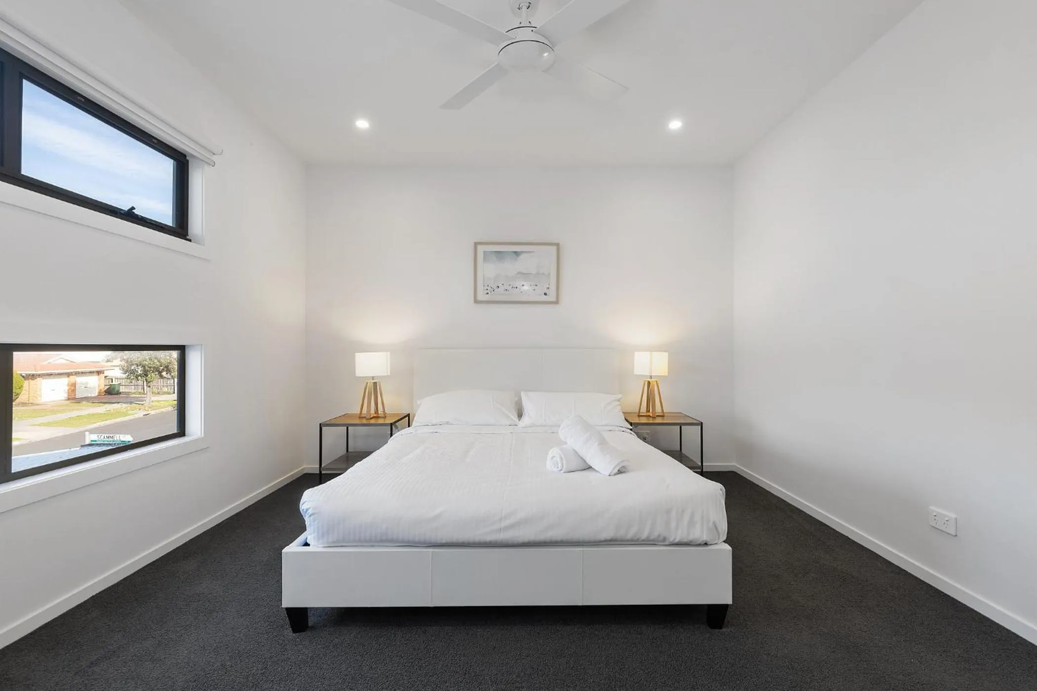 Bedroom, Bed in TORQUAY Relax and Unwind Beach 300m Table Tennis