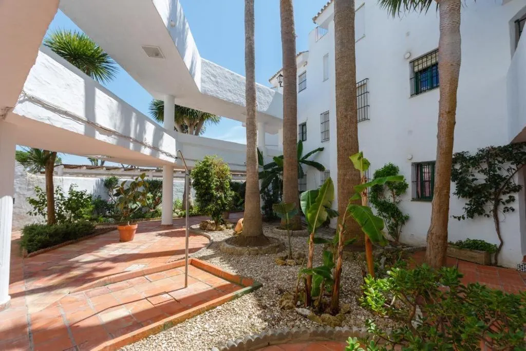 Three-Bedroom Apartment in Barrosa Frente al Mar