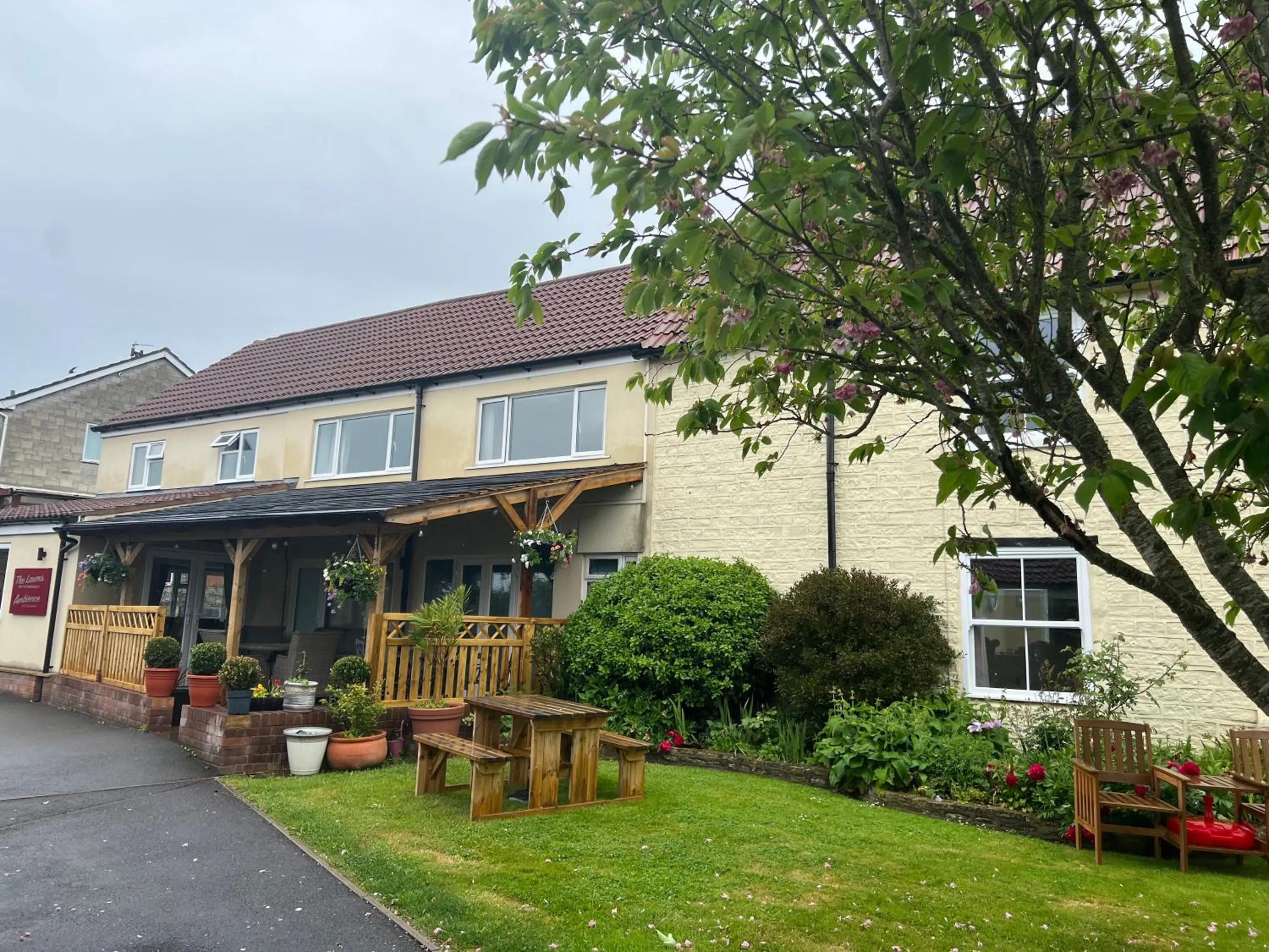 Garden in The Lawns Tea Room and B&B