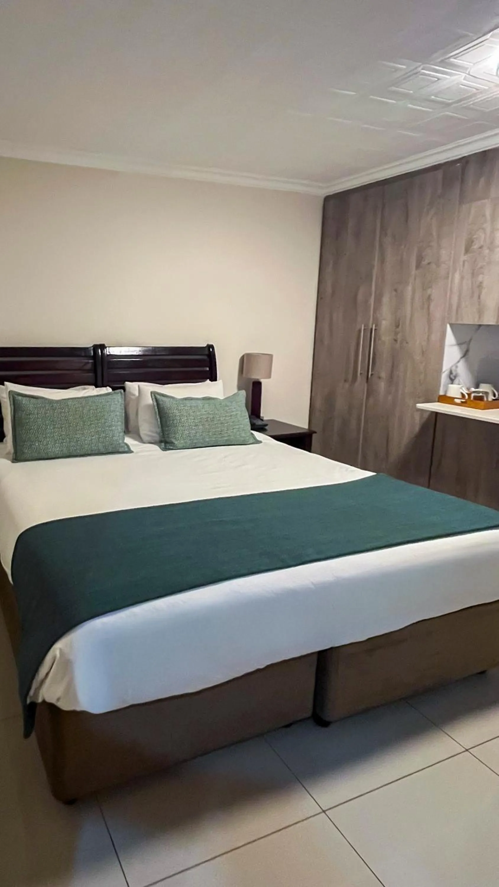 Bedroom, Bed in Regal Inn PMBurg