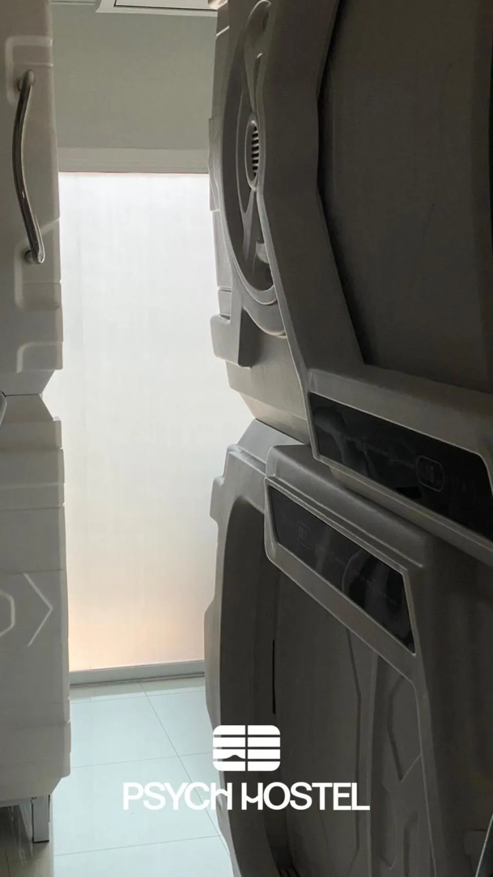 Photo of the whole room in Psych Hostel