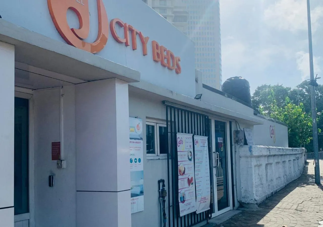 Property building in City Beds Colombo