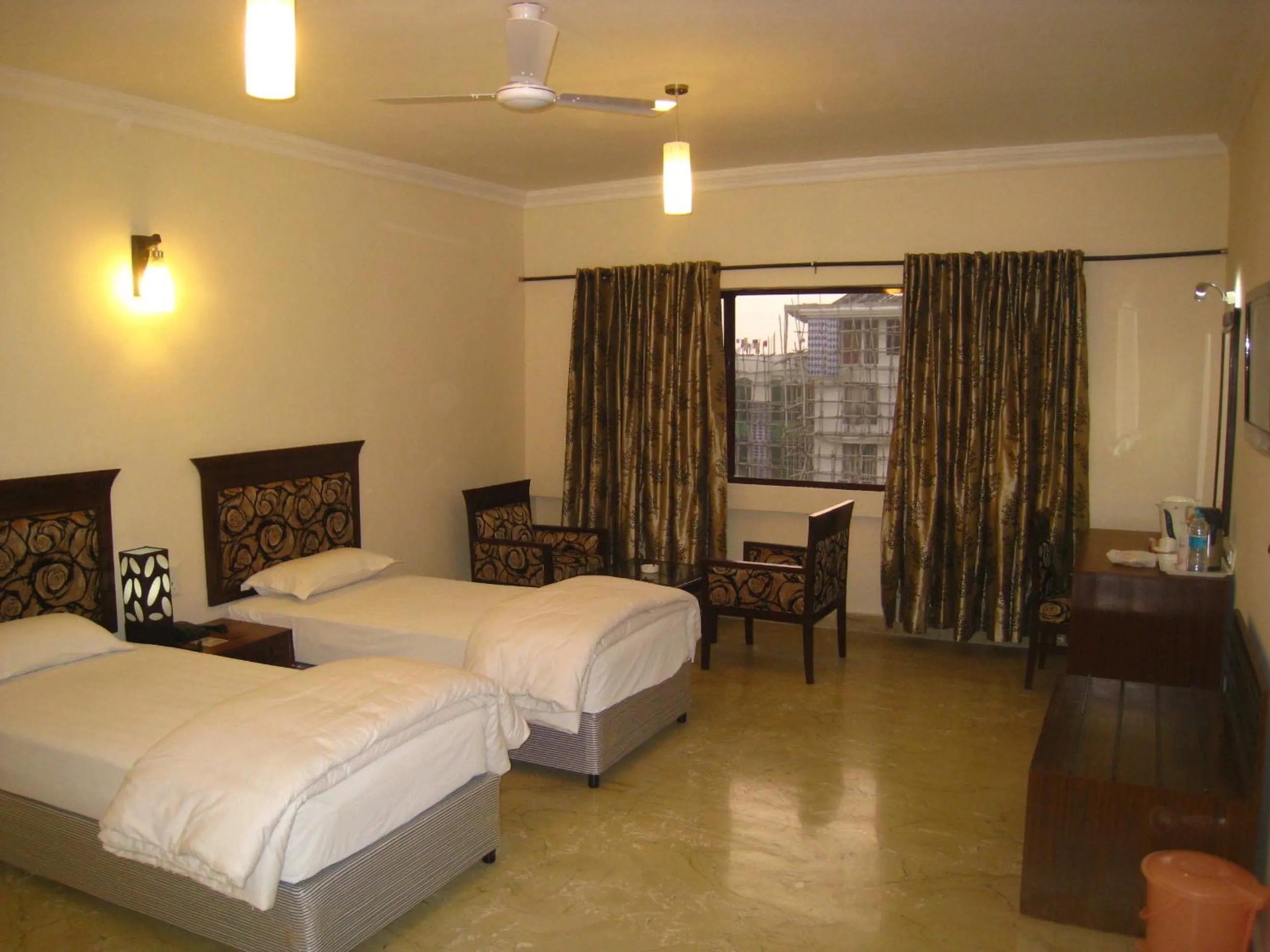 Area and facilities, Bed in Hotel Taj Darbar