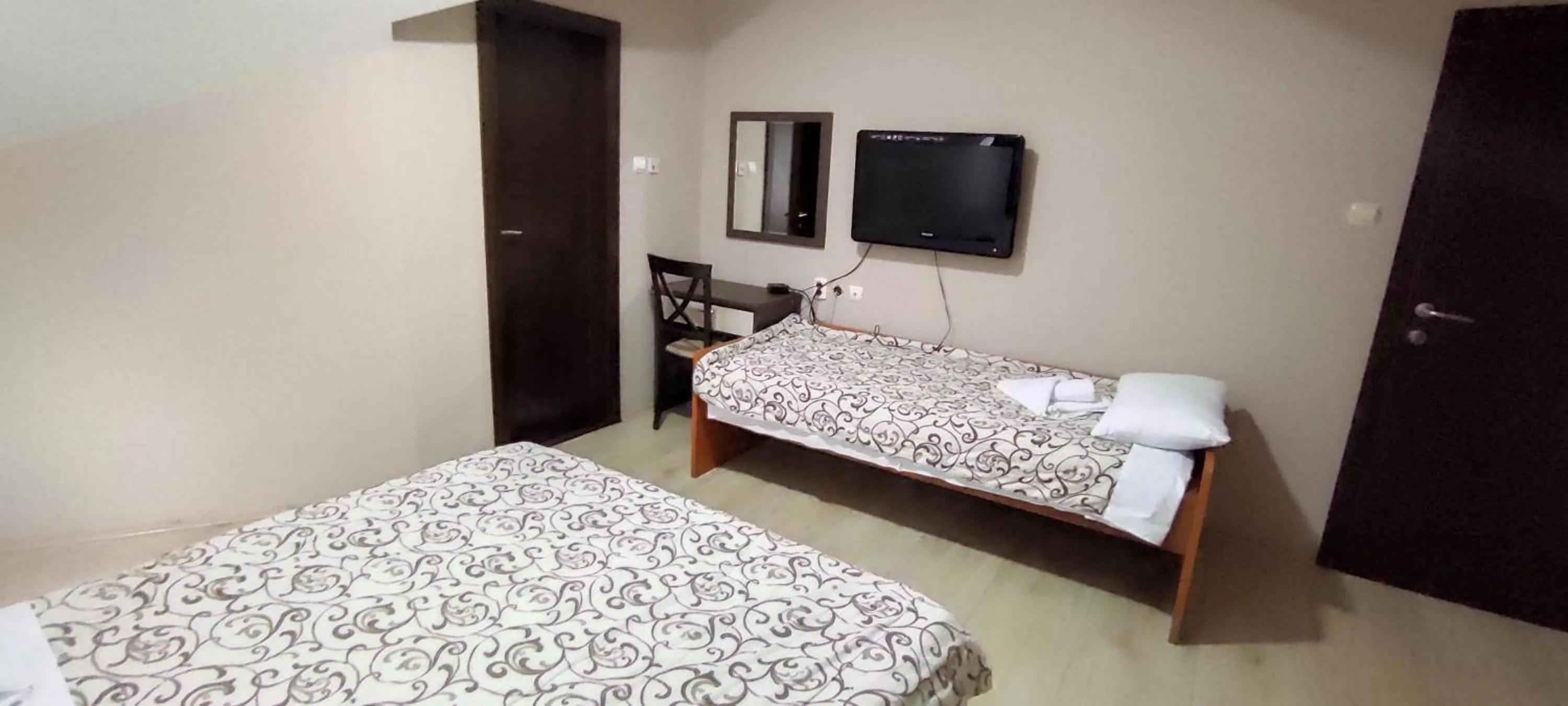 Triple Room with View in Restoran Filipovic