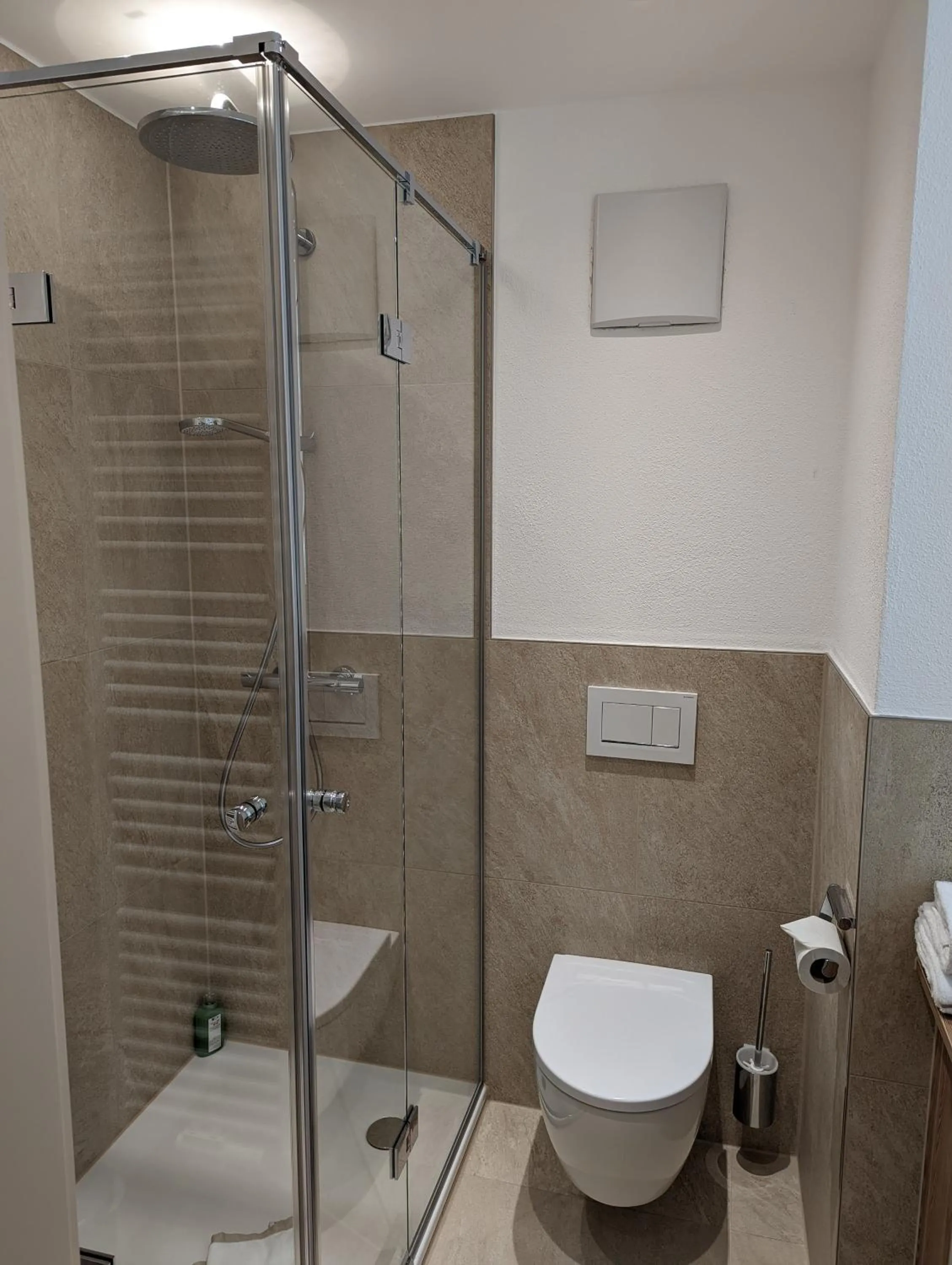 Bathroom in Hotel und Weingut Karlsmühle