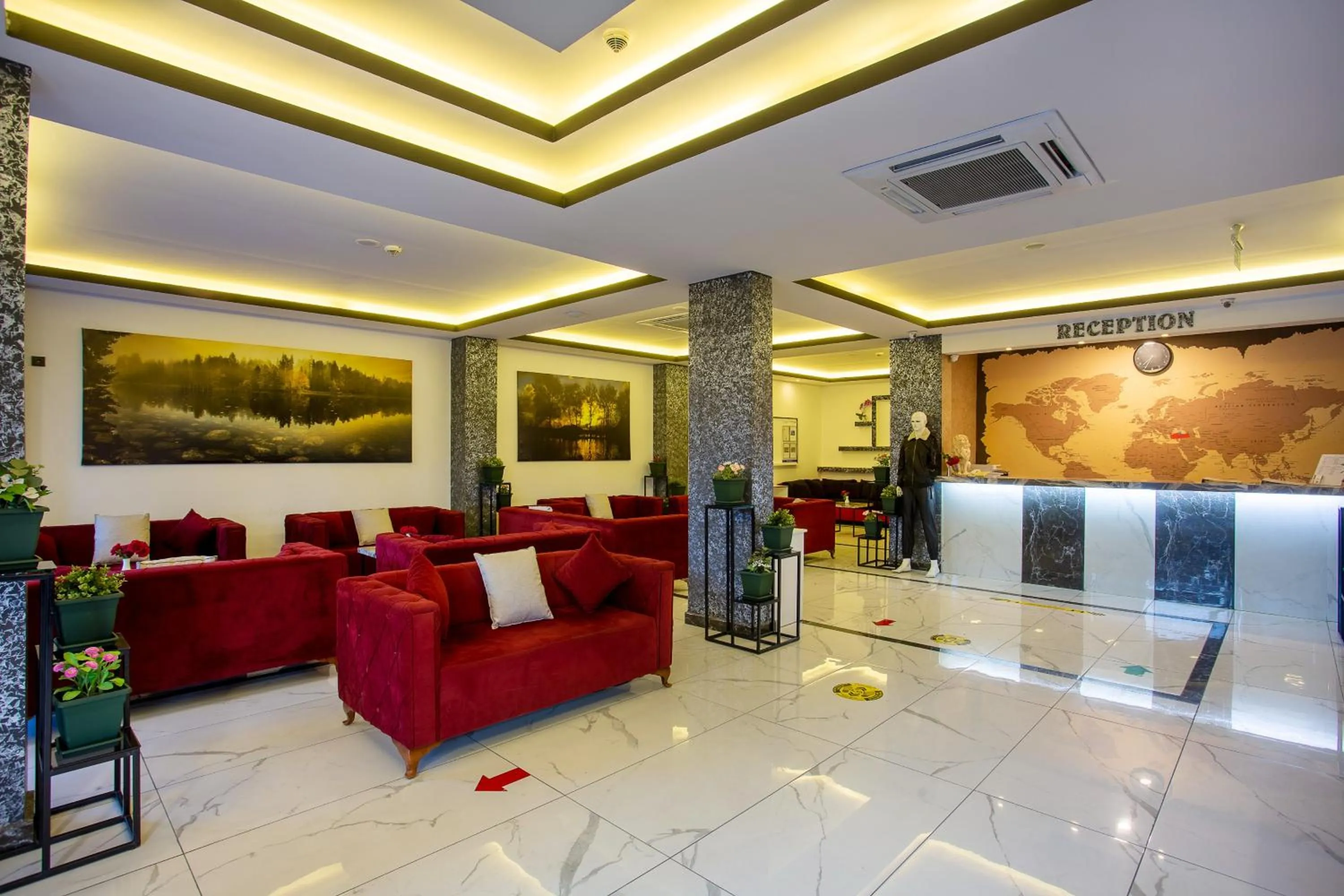 Lobby or reception in Aslan Sand & City Hotel