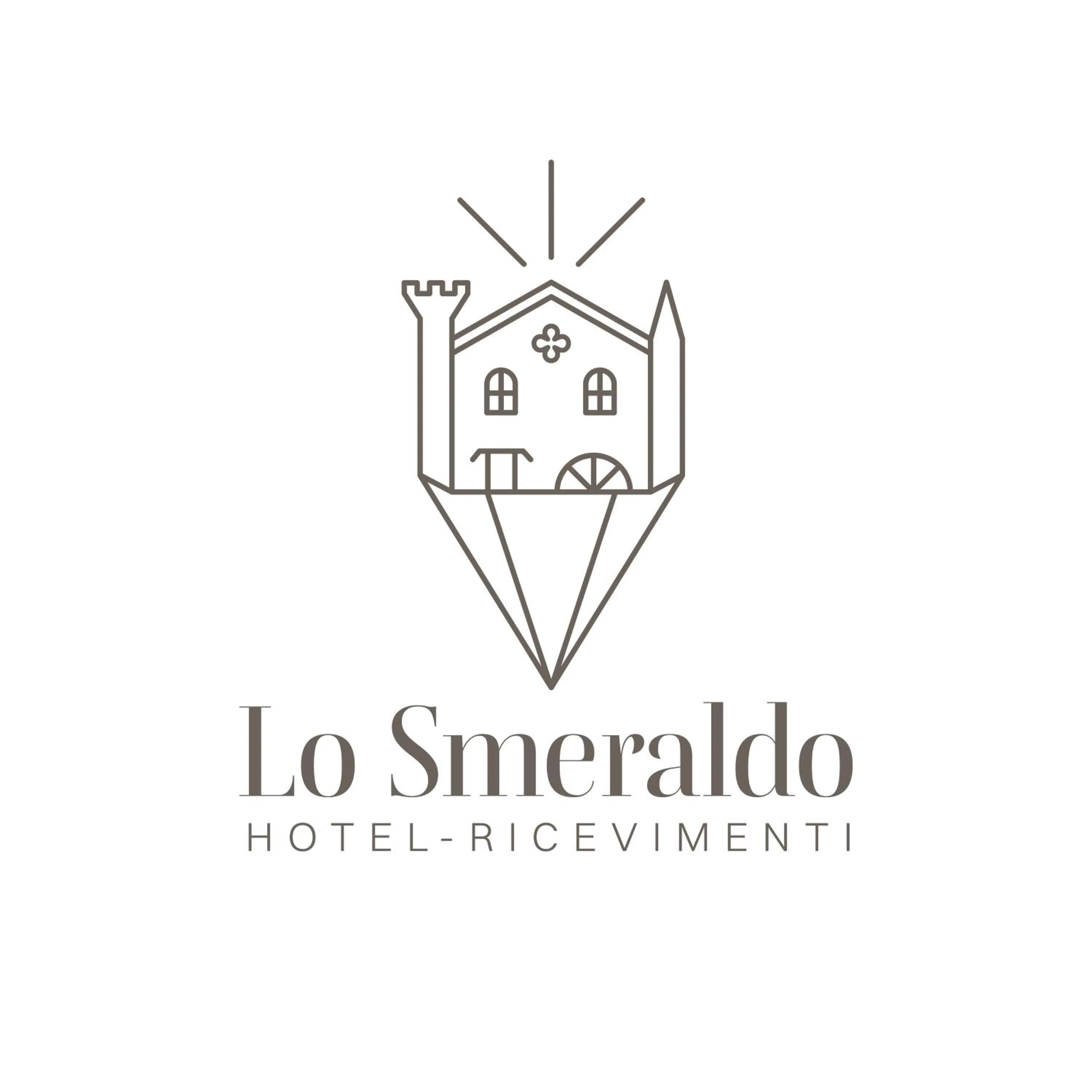 Property logo or sign in Hotel Lo Smeraldo