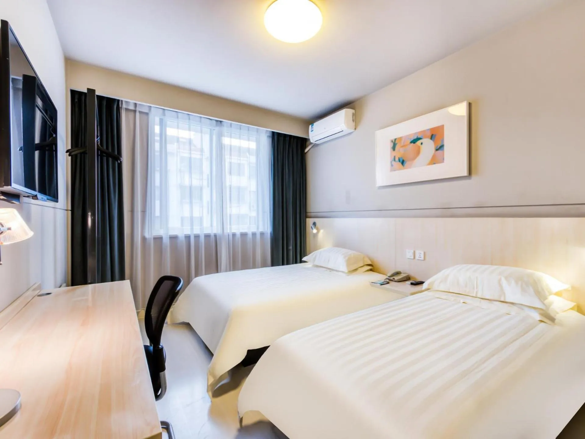 Bed in Jinjiang Inn Xinchang Gushan Road Big Buddha Temple